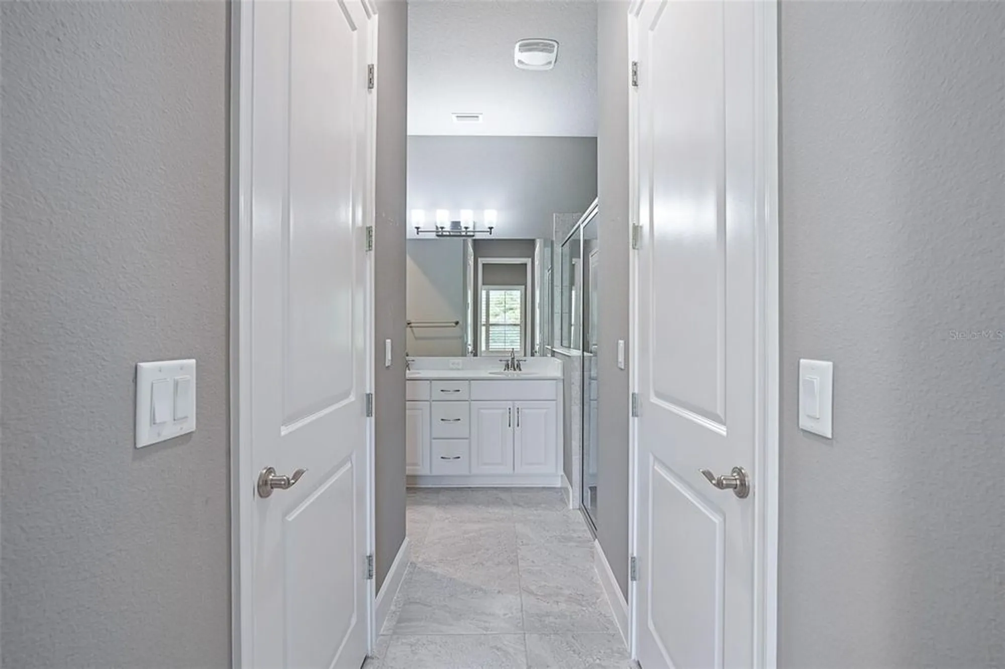 Property Slideshow image 21 of 47 | 856 pinewood dr, Ormond Beach, FL, 32174