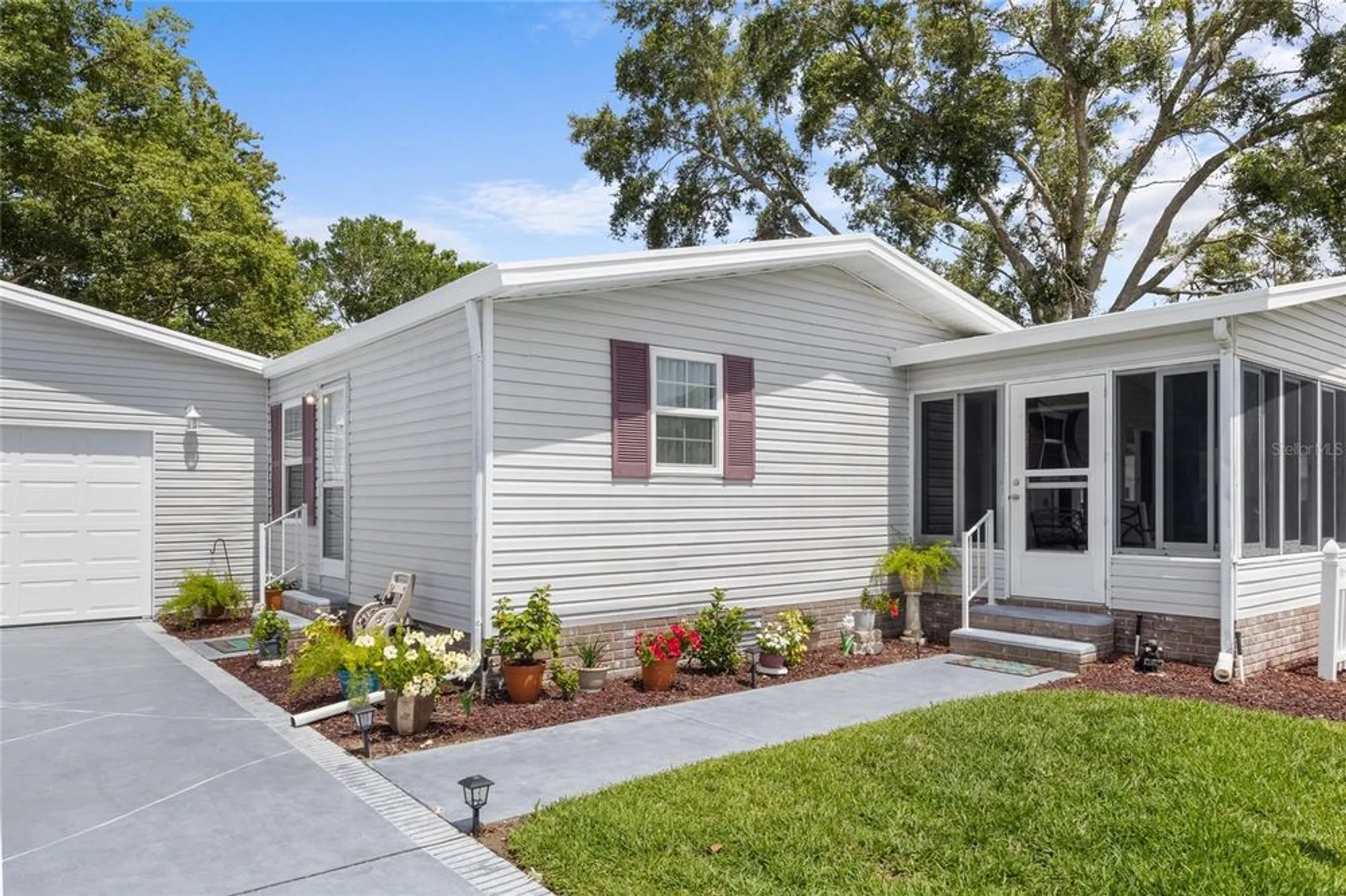 Property Slideshow image 4 of 38 | 25333 casa del lago ln, Leesburg, FL, 34748