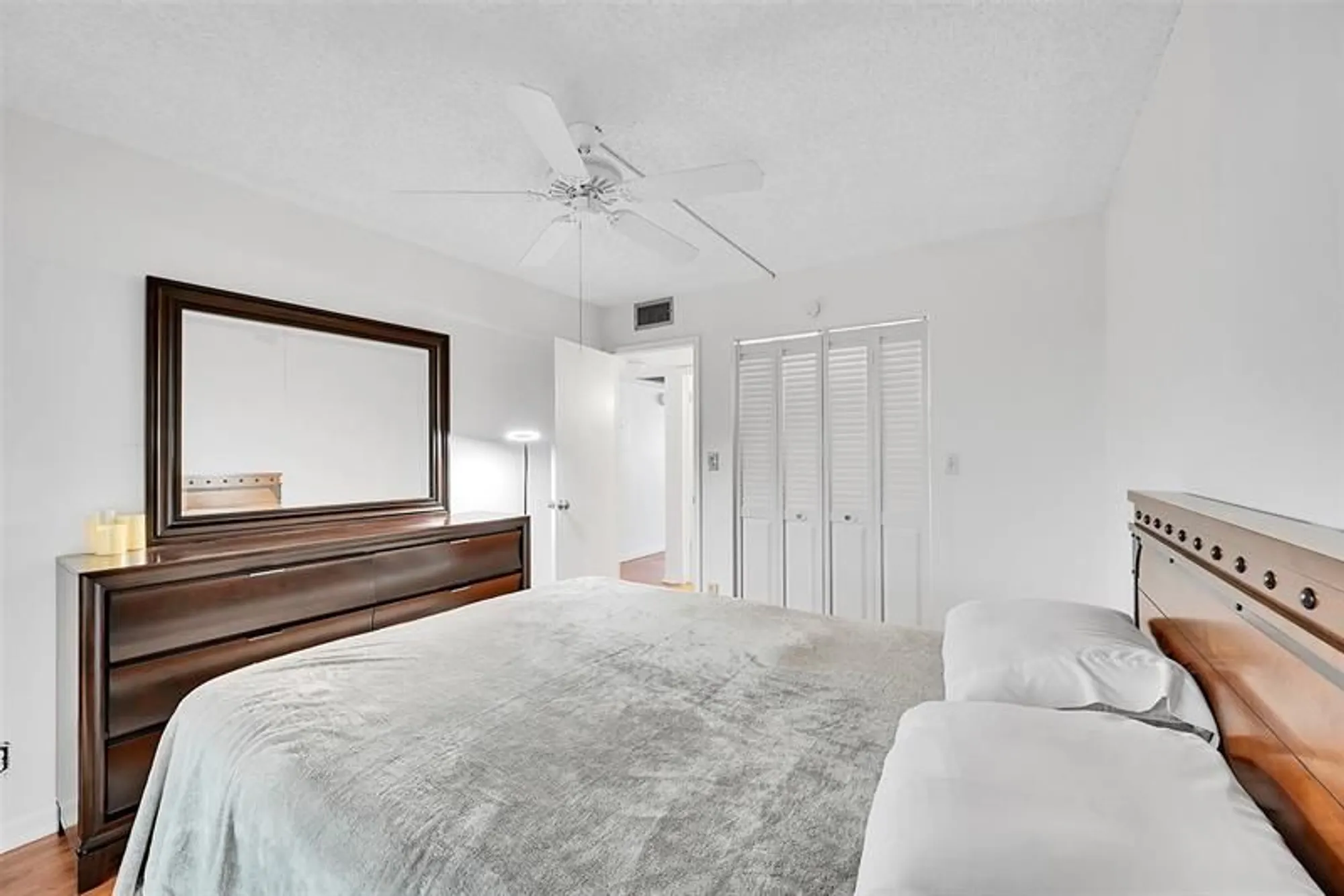 Property Slideshow image 20 of 27 | 1901 bermuda cir l3, Coconut Creek, FL, 33066