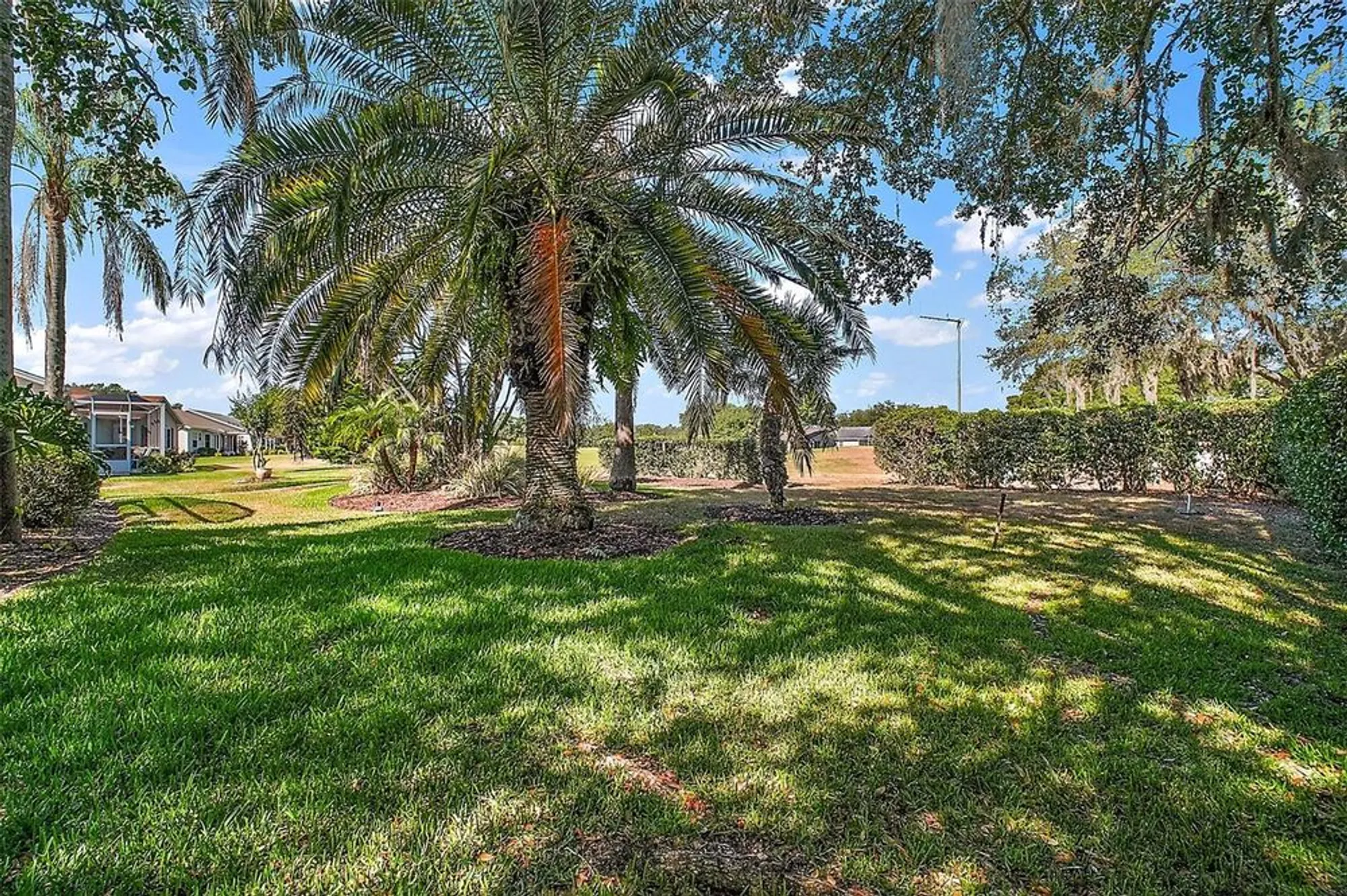 Property Slideshow image 35 of 36 | 25129 riverwalk dr, Leesburg, FL, 34748