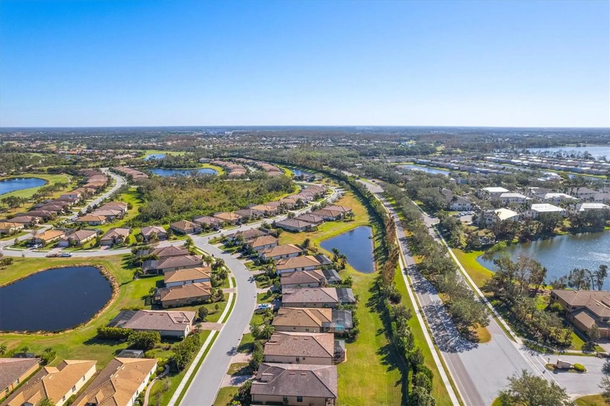 Property Slideshow image 38 of 92 | 6870 willowshire way, Bradenton, FL, 34212