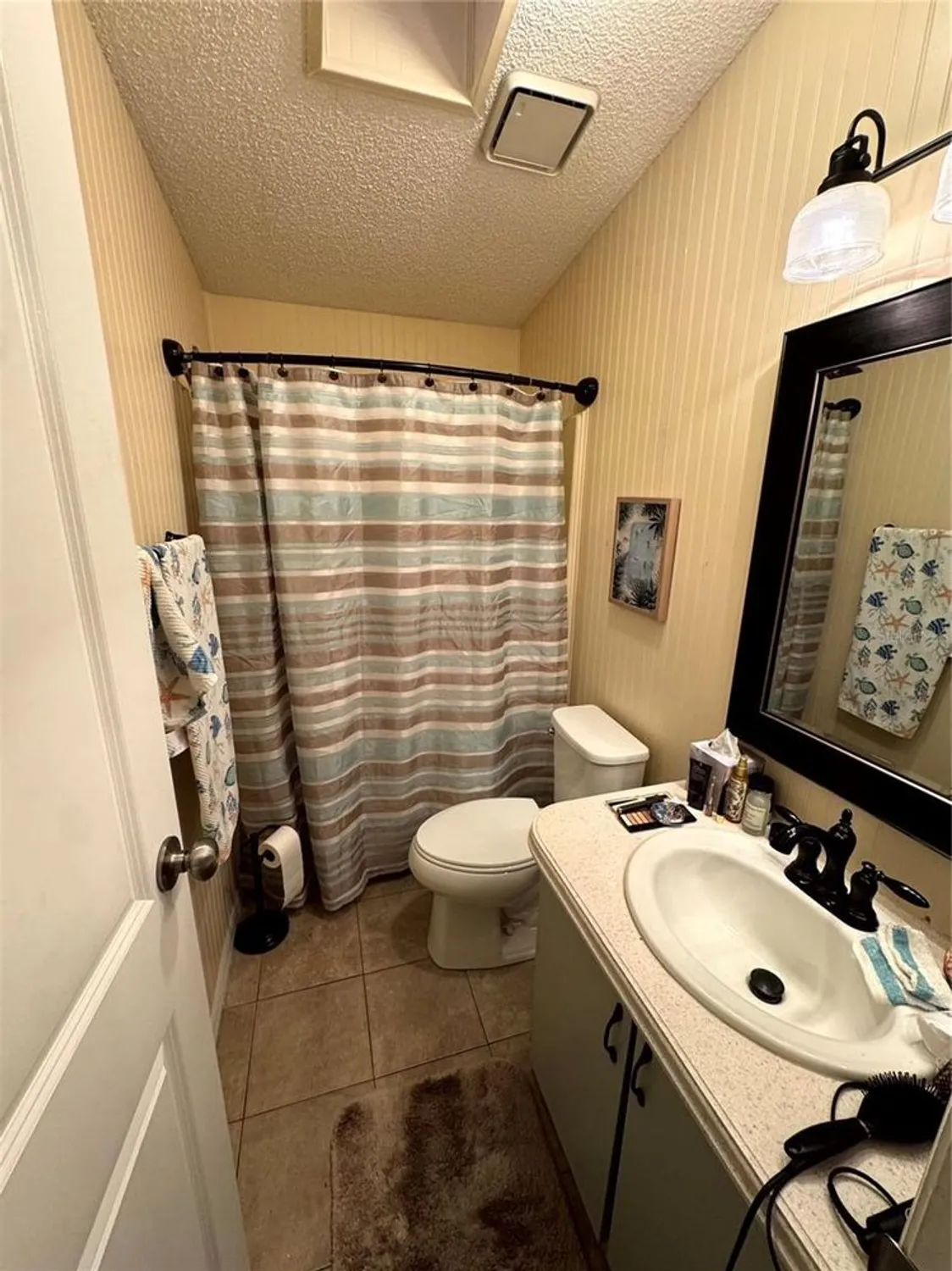 Property Slideshow image 12 of 49 | 813 saint andrews blvd, Lady Lake, FL, 32159