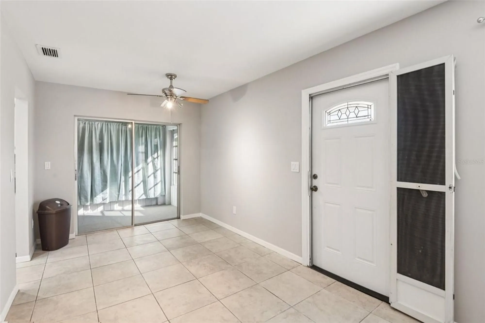 Property Slideshow image 10 of 63 | 2304 glenmore cir 327, Sun City Center, FL, 33573