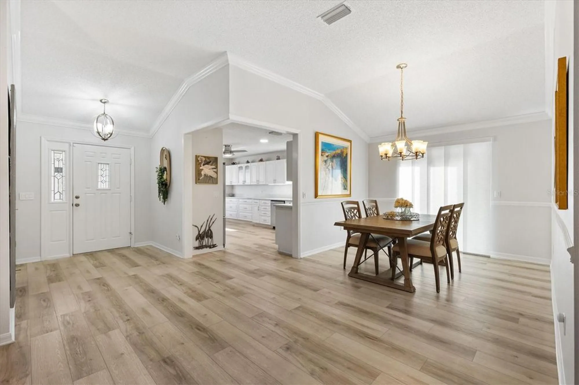 Property Slideshow image 11 of 45 | 515 loma paseo dr, Lady Lake, FL, 32159