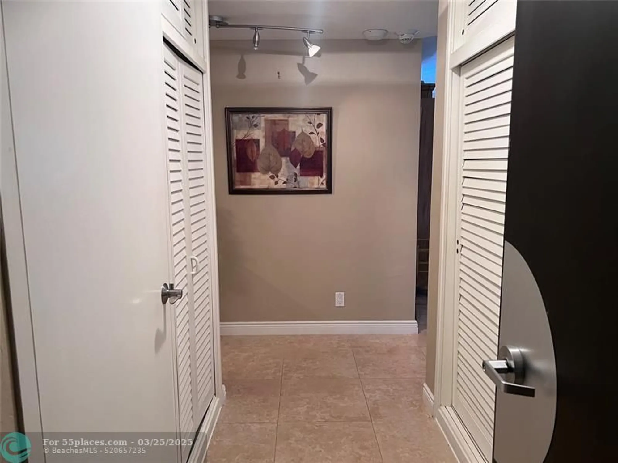 Property Slideshow image 2 of 17 | 3300 ne 36th st 518, Fort Lauderdale, FL, 33308