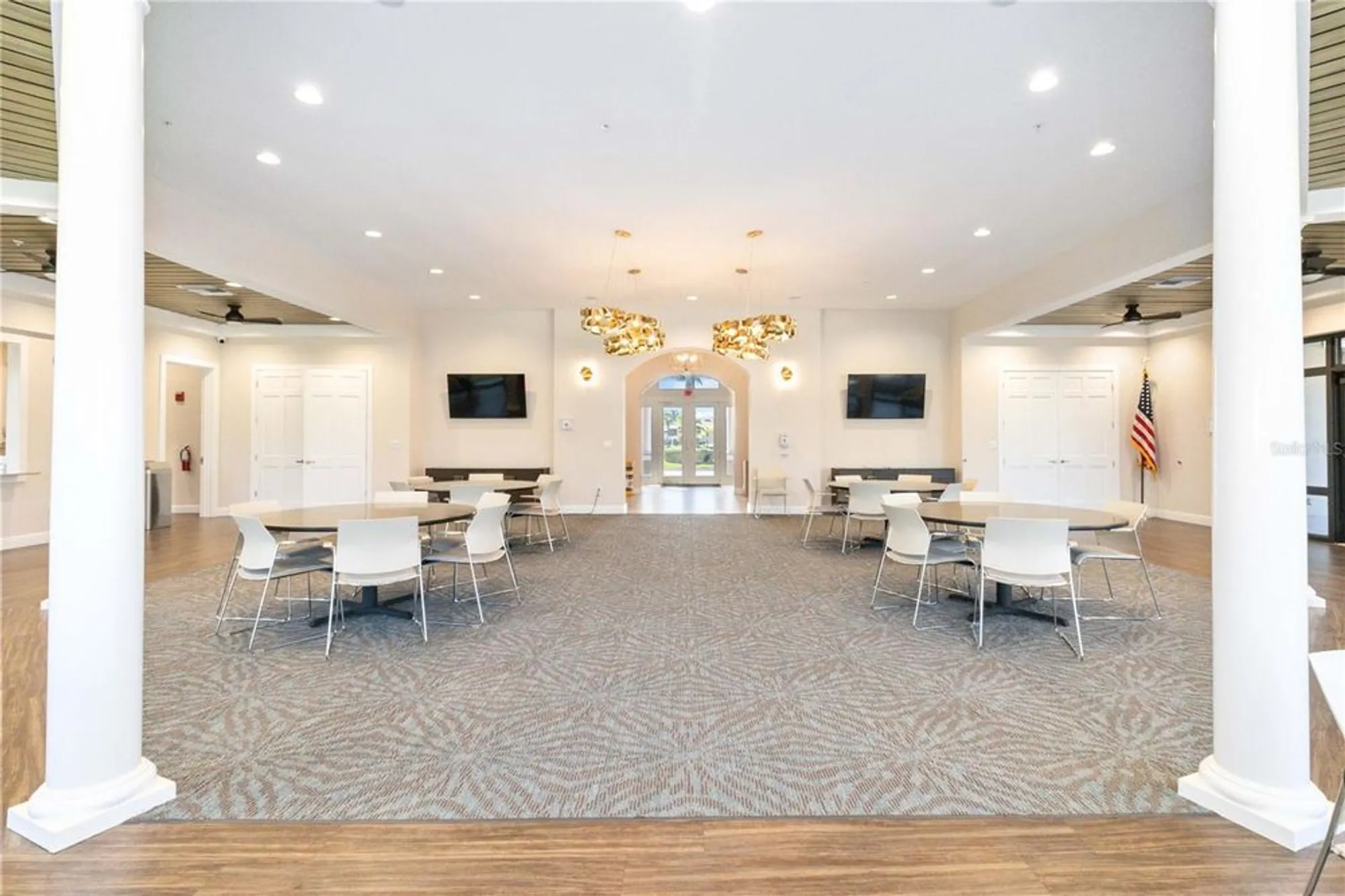 Property Slideshow image 96 of 100 | 4031 bowen falls pl, Sarasota, FL, 34243