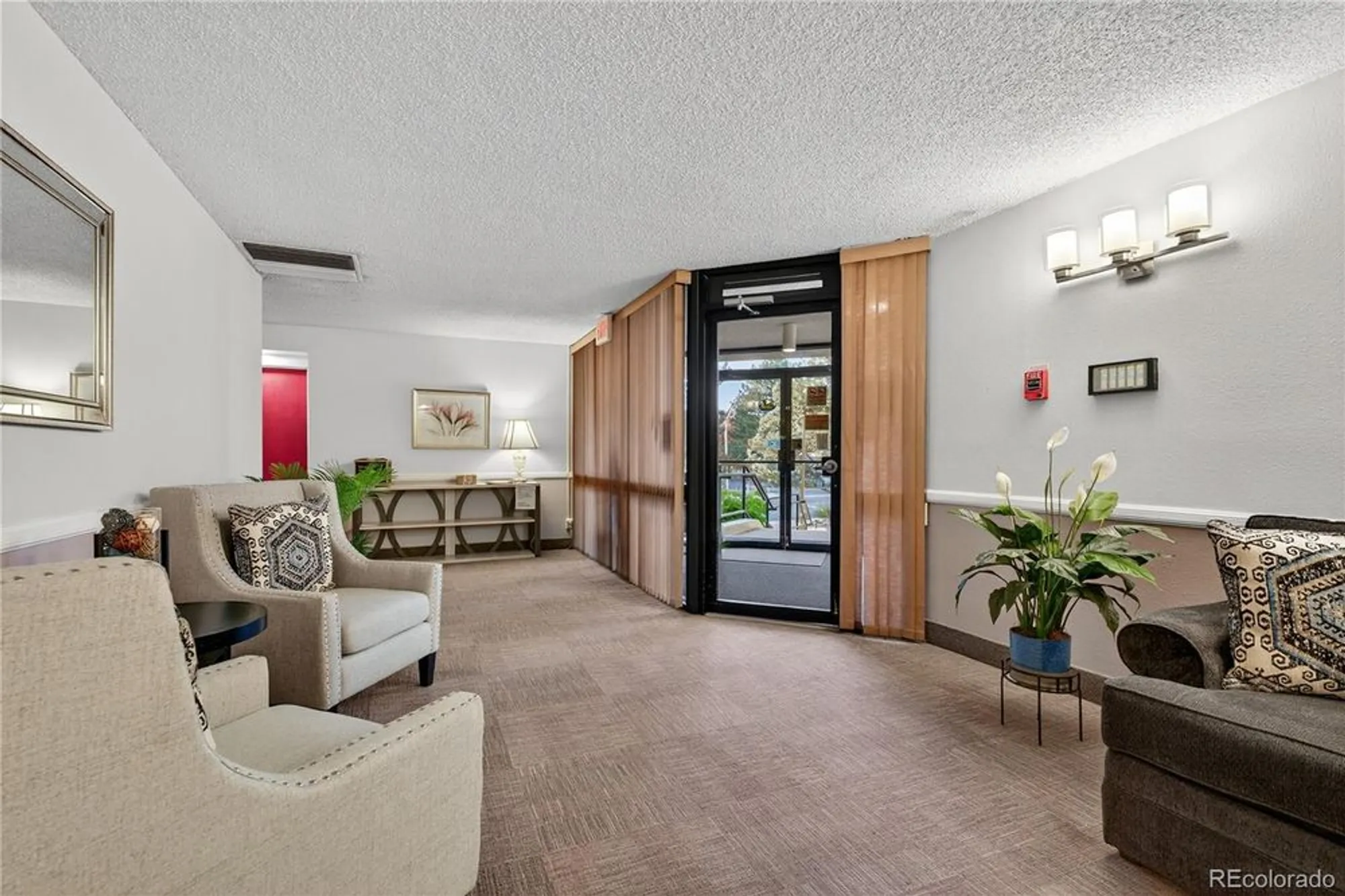 Property Slideshow image 24 of 37 | 13800 e marina dr apt 104, Aurora, CO, 80014