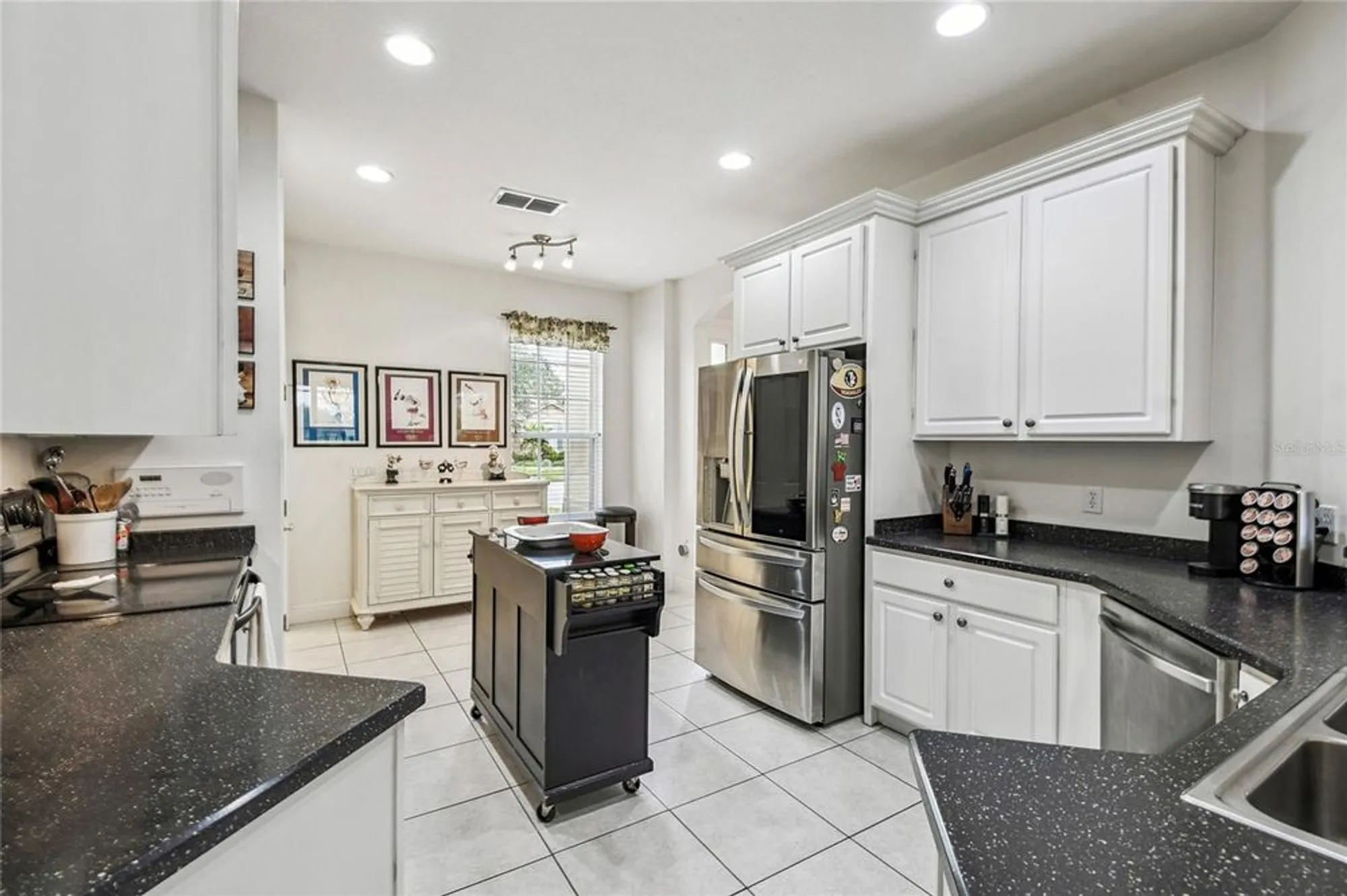 Property Slideshow image 18 of 65 | 684 volterra blvd, Poinciana, FL, 34759