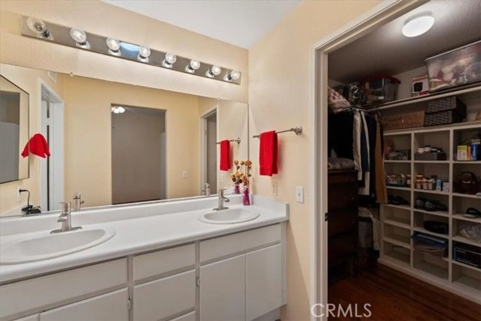 Property Slideshow image 17 of 32 | 40717 corte albara, Murrieta, CA, 92562