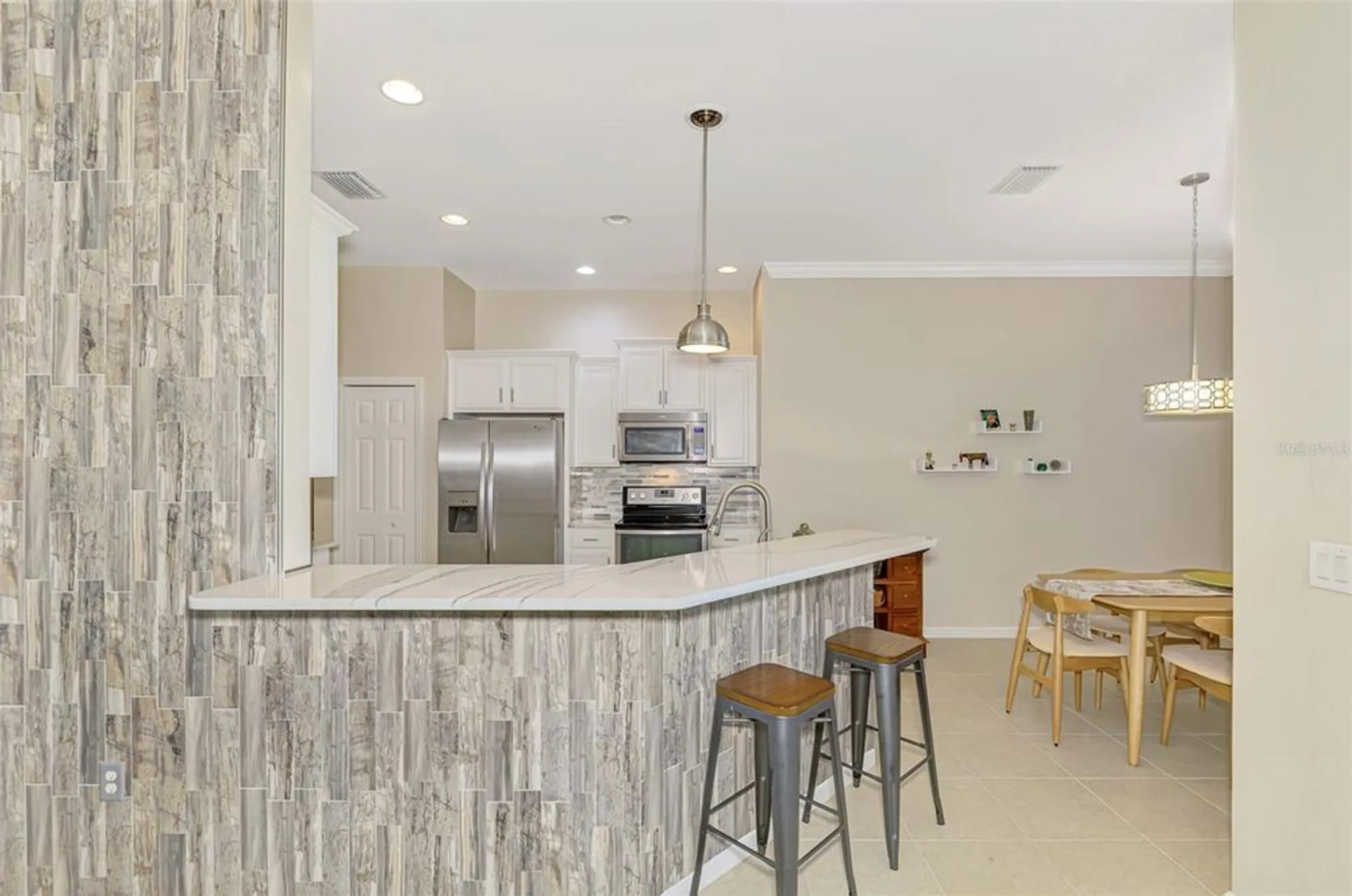 Property Slideshow image 17 of 89 | 4751 club dr, Port Charlotte, FL, 33953