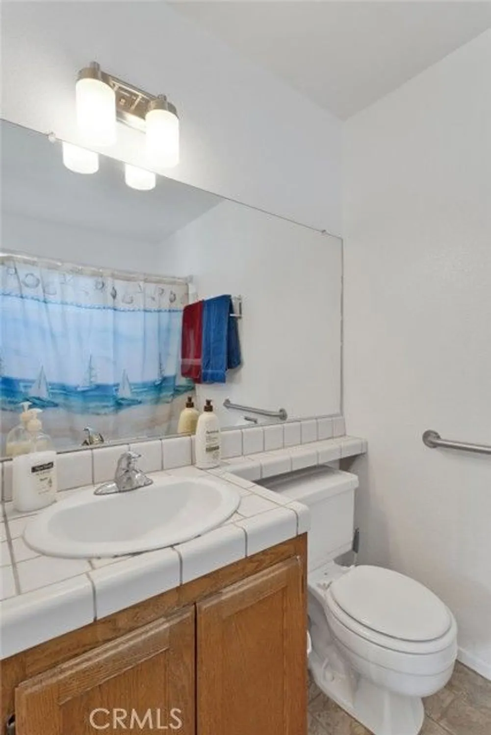 Property Slideshow image 26 of 36 | 19175 elm dr, Apple Valley, CA, 92308