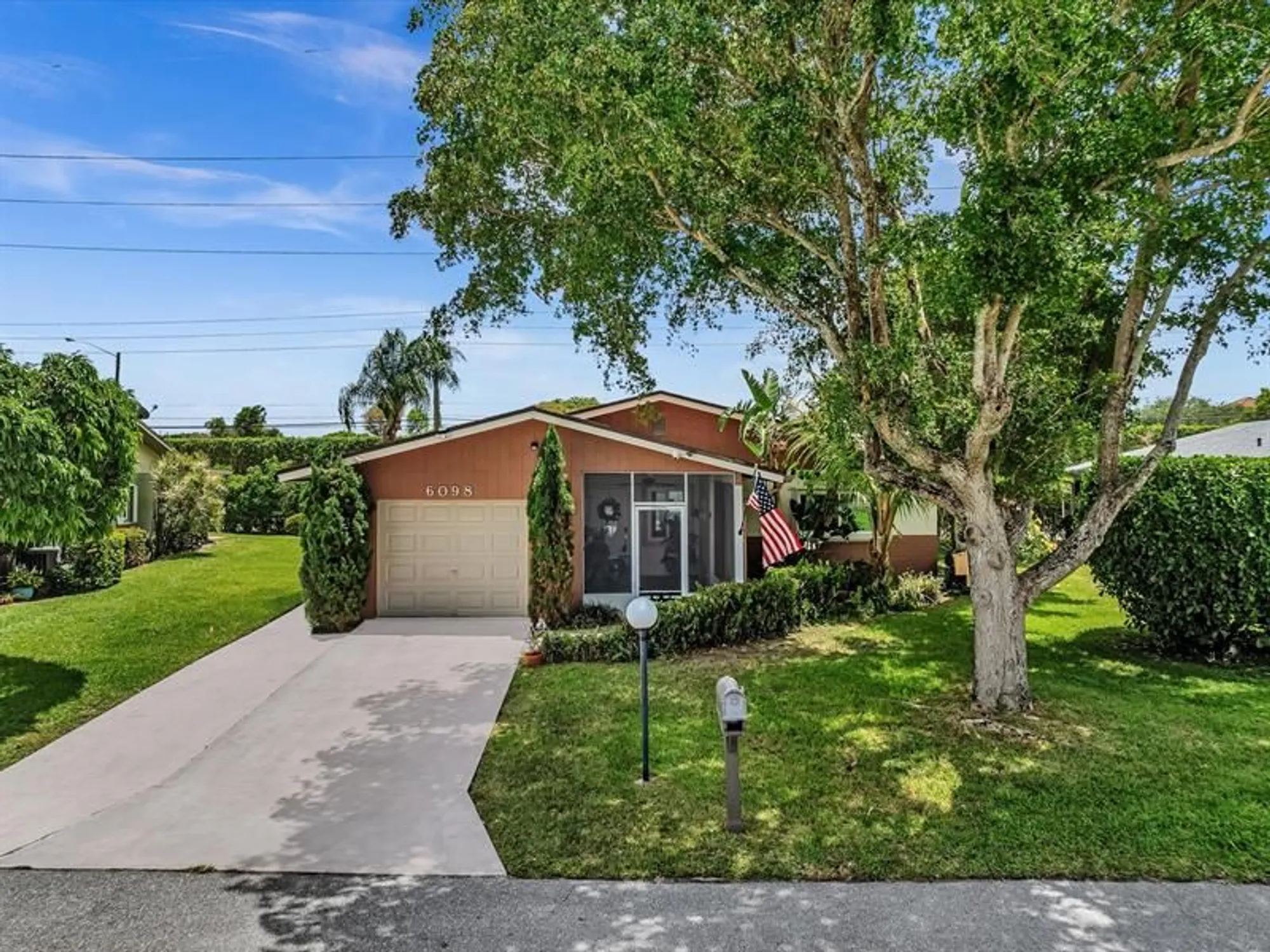 Property Slideshow image 52 of 77 | 6098 stanley ln, Delray Beach, FL, 33484