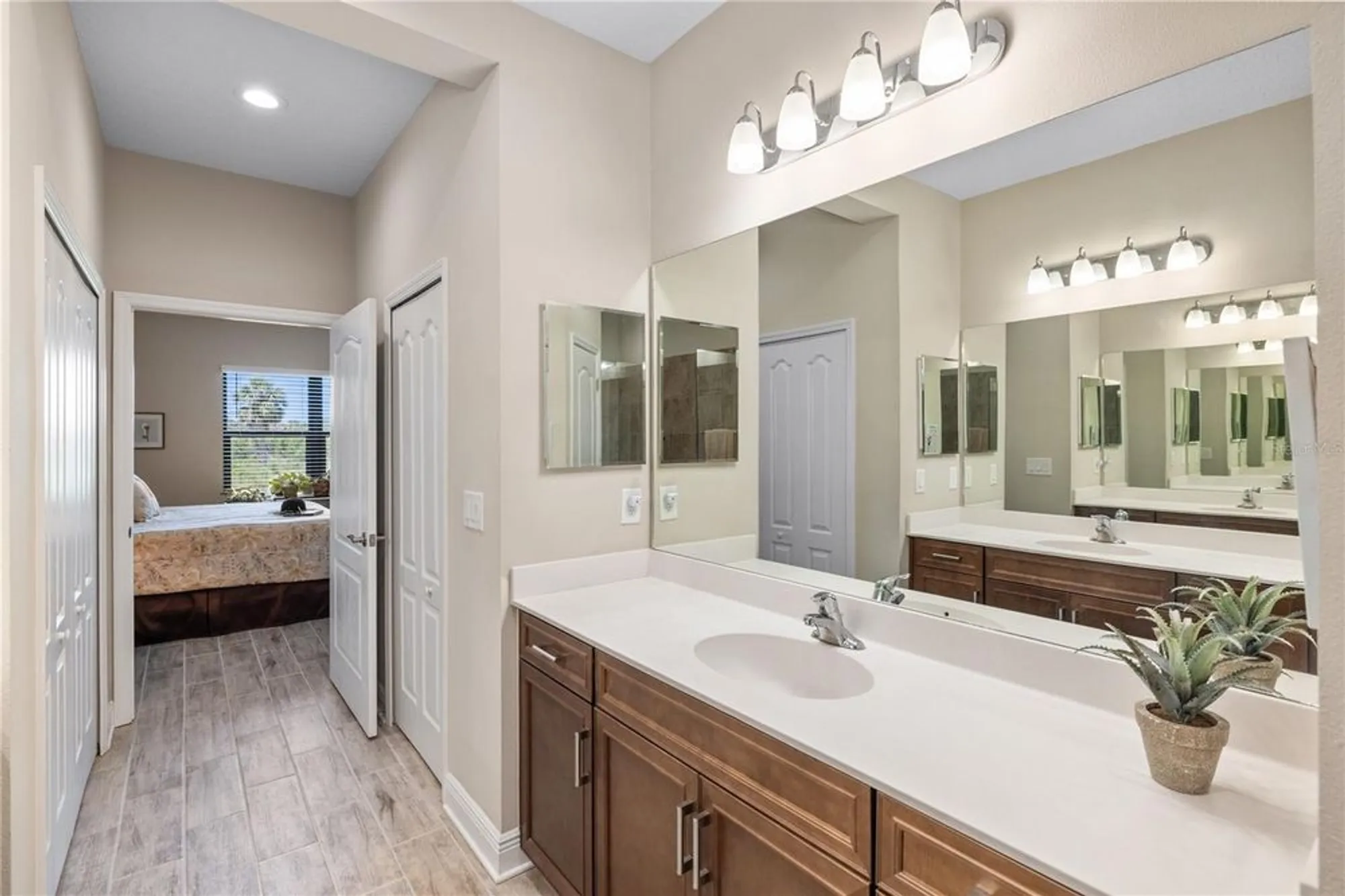 Property Slideshow image 21 of 70 | 11125 mcdermott ct, Englewood, FL, 34223