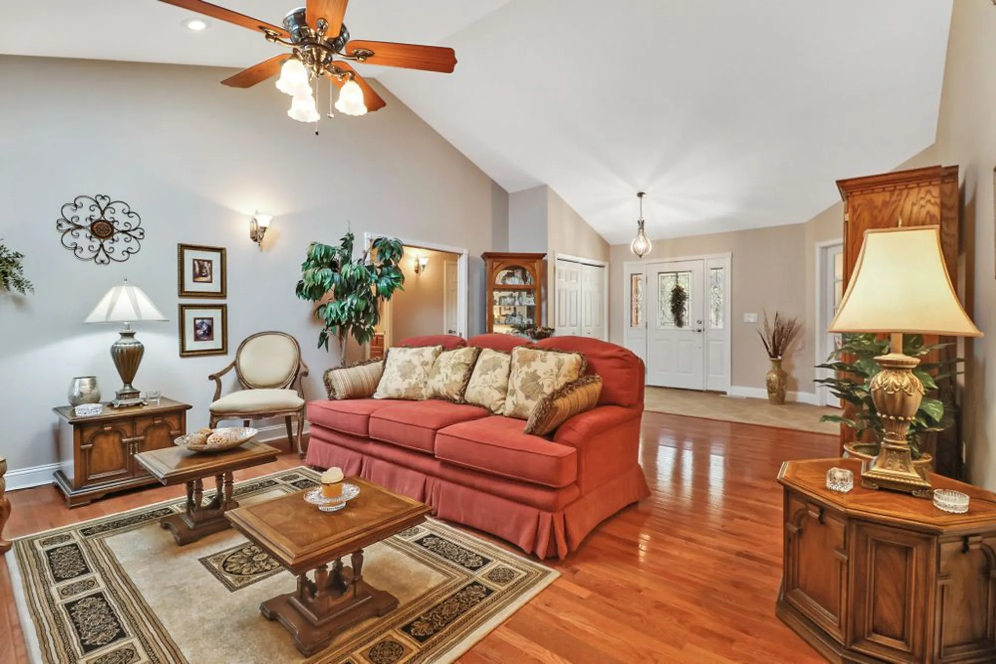 Property Slideshow image 12 of 44 | 10 claremont cir, Crossville, TN, 38558