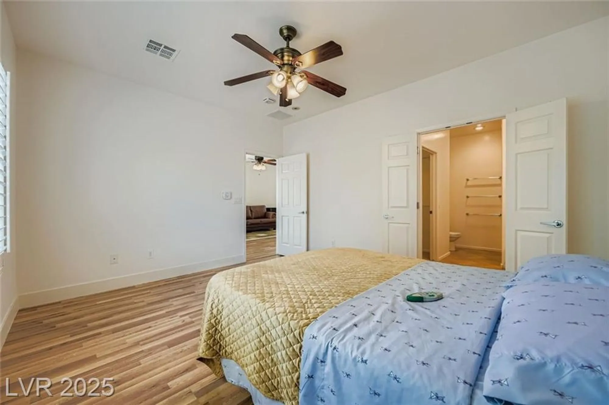 Property Slideshow image 18 of 45 | 7824 starthroat ct, North Las Vegas, NV, 89084