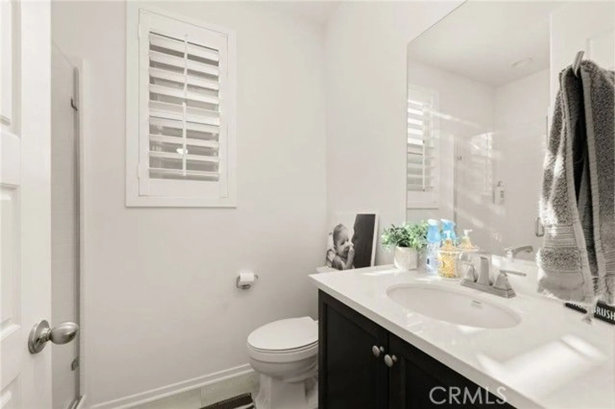 Property Slideshow image 15 of 39 | 24187 mason rd, Corona, CA, 92883