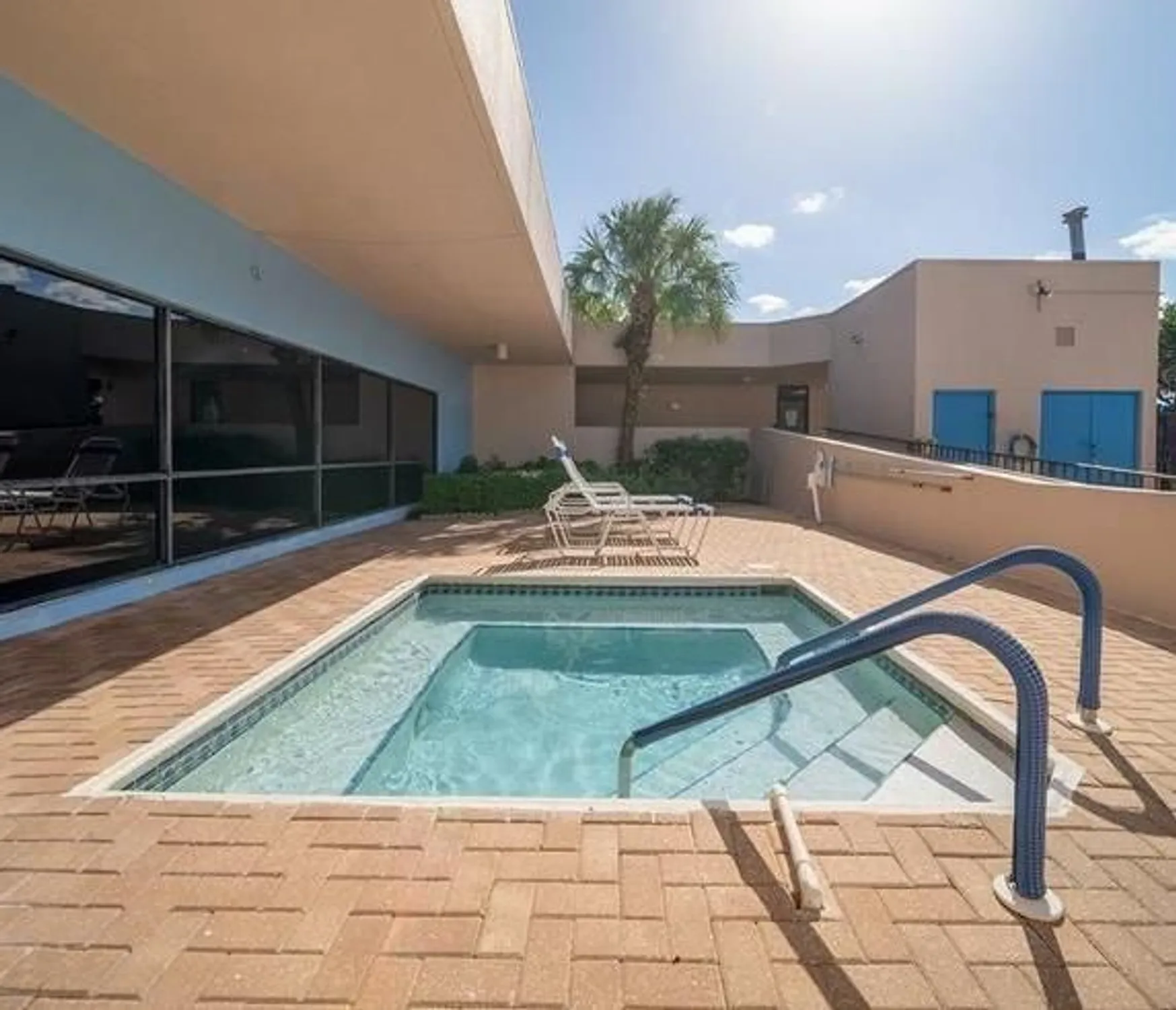 Property Slideshow image 14 of 21 | 9091 lime bay blvd apt 109, Tamarac, FL, 33321