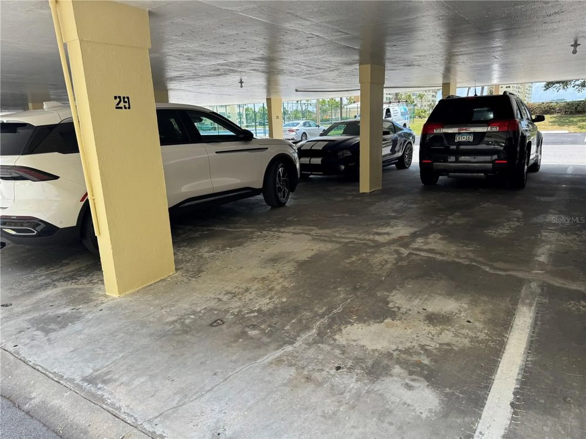 Property Slideshow image 36 of 61 | 4725 cove cir apt 908, St Petersburg, FL, 33708