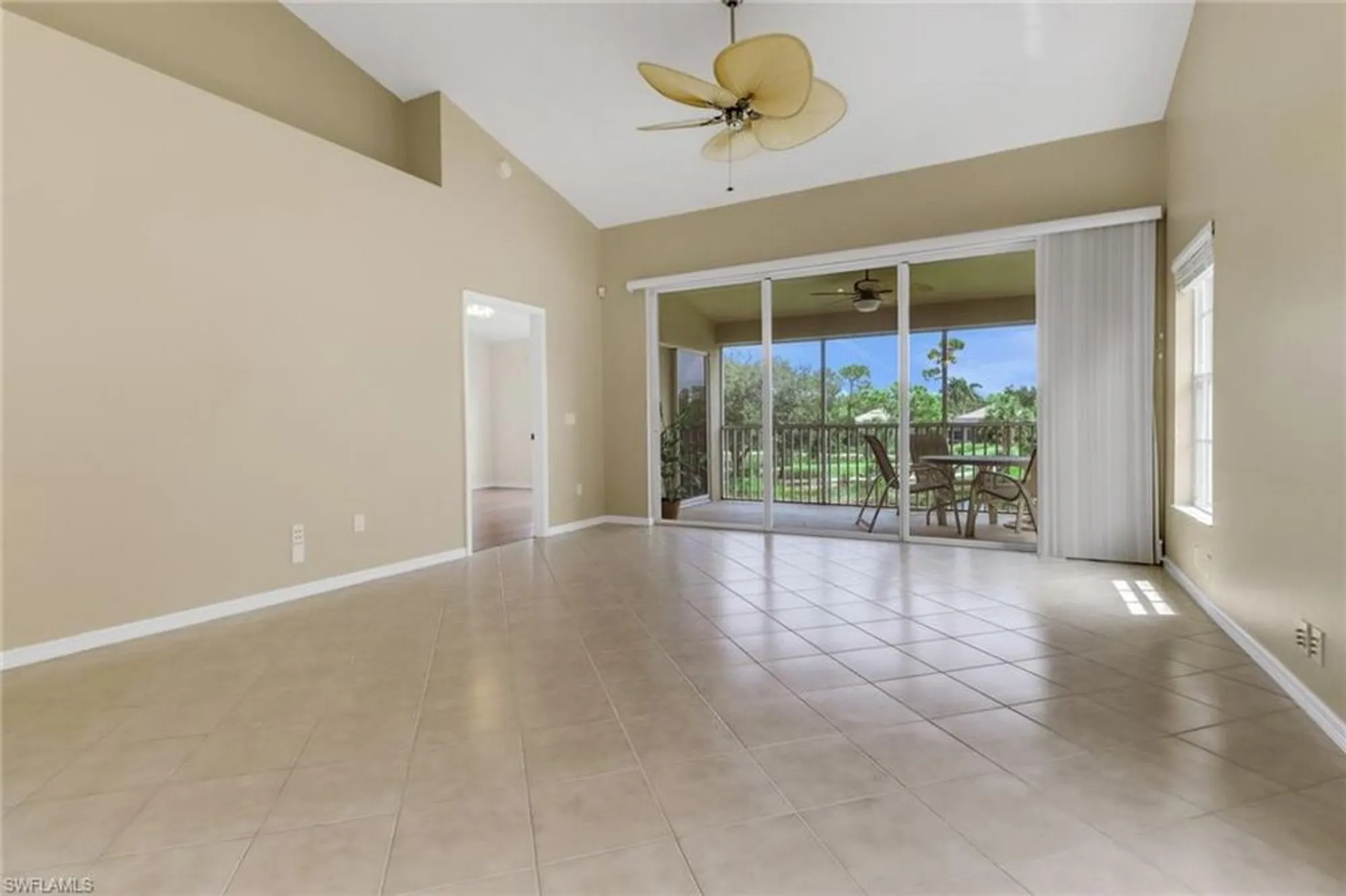 Property Slideshow image 7 of 36 | 20141 seagrove st 308, Estero, FL, 33928
