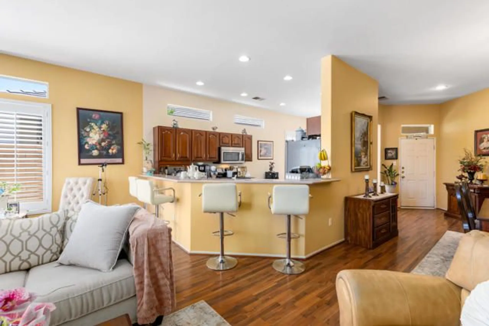 Property Slideshow image 22 of 65 | 43986 medinah dr, Indio, CA, 92201