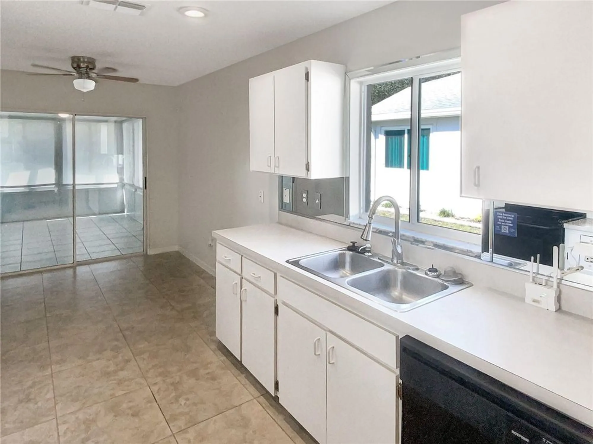 Property Slideshow image 7 of 22 | 1110 mcdaniel st # 1110, Sun City Center, FL, 33573