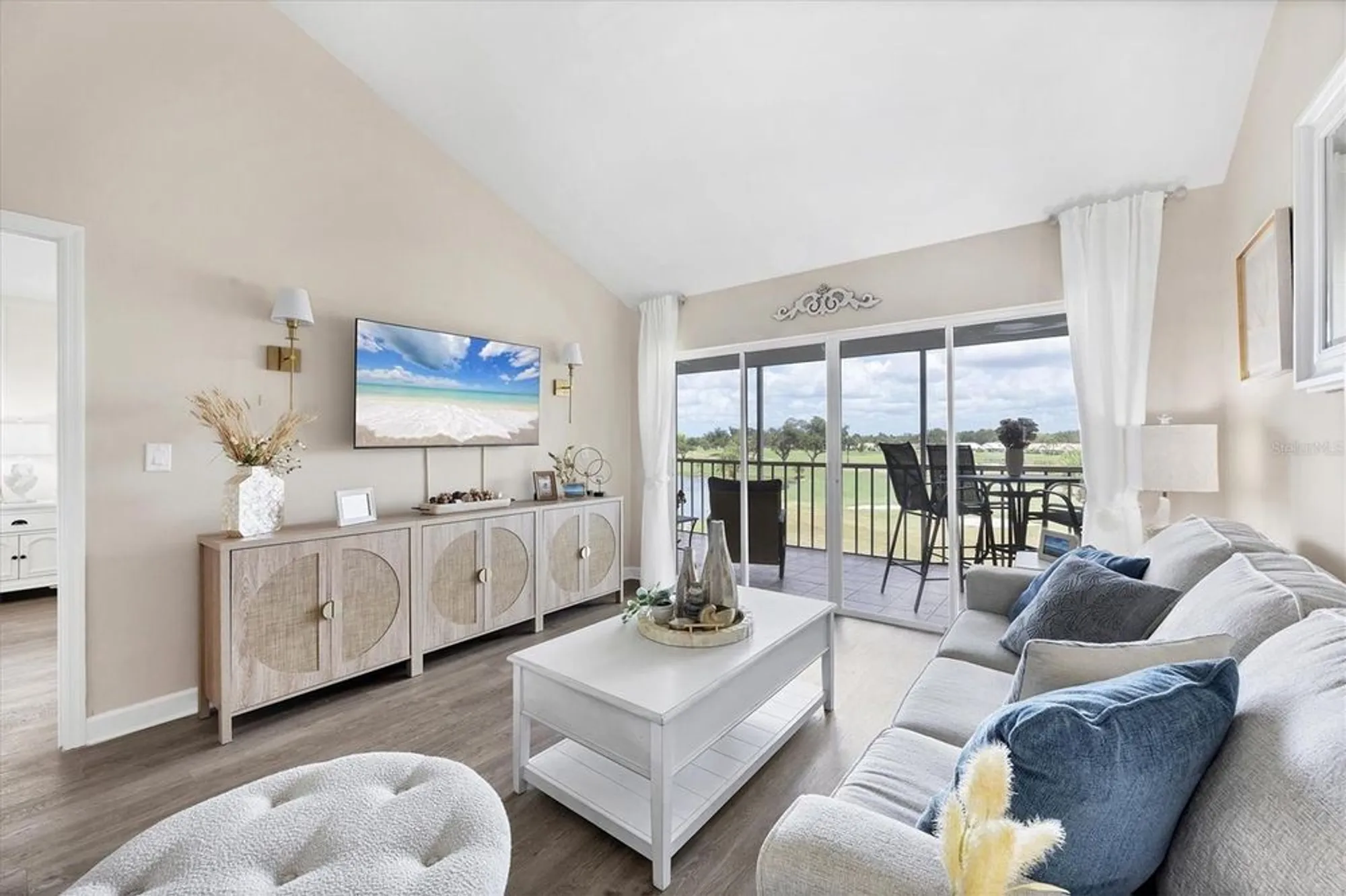 Property Slideshow image 2 of 61 | 408 cerromar cir 331, Venice, FL, 34293