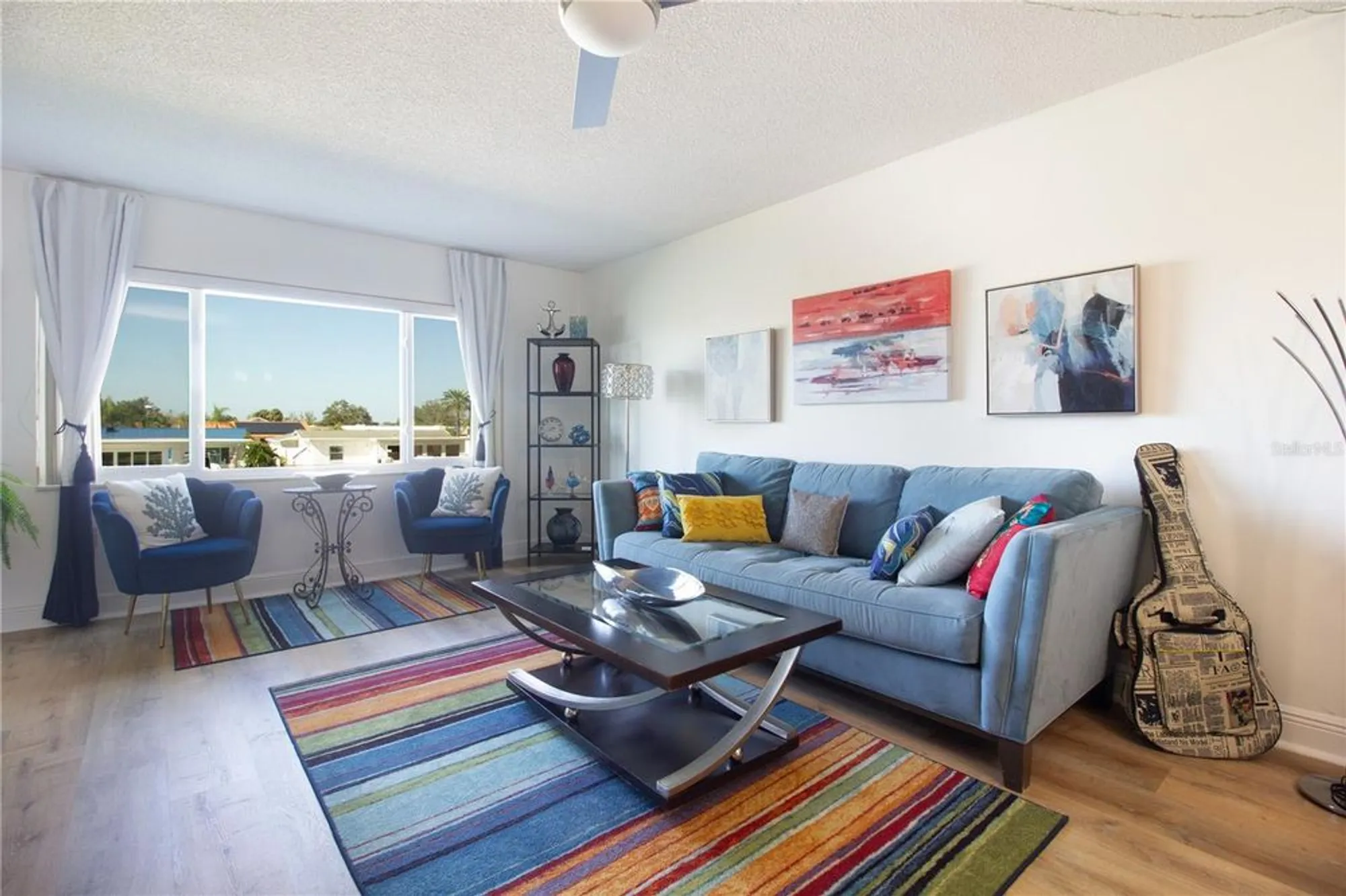 Property Slideshow image 3 of 31 | 4725 cove cir apt 207, Saint Petersburg, FL, 33708