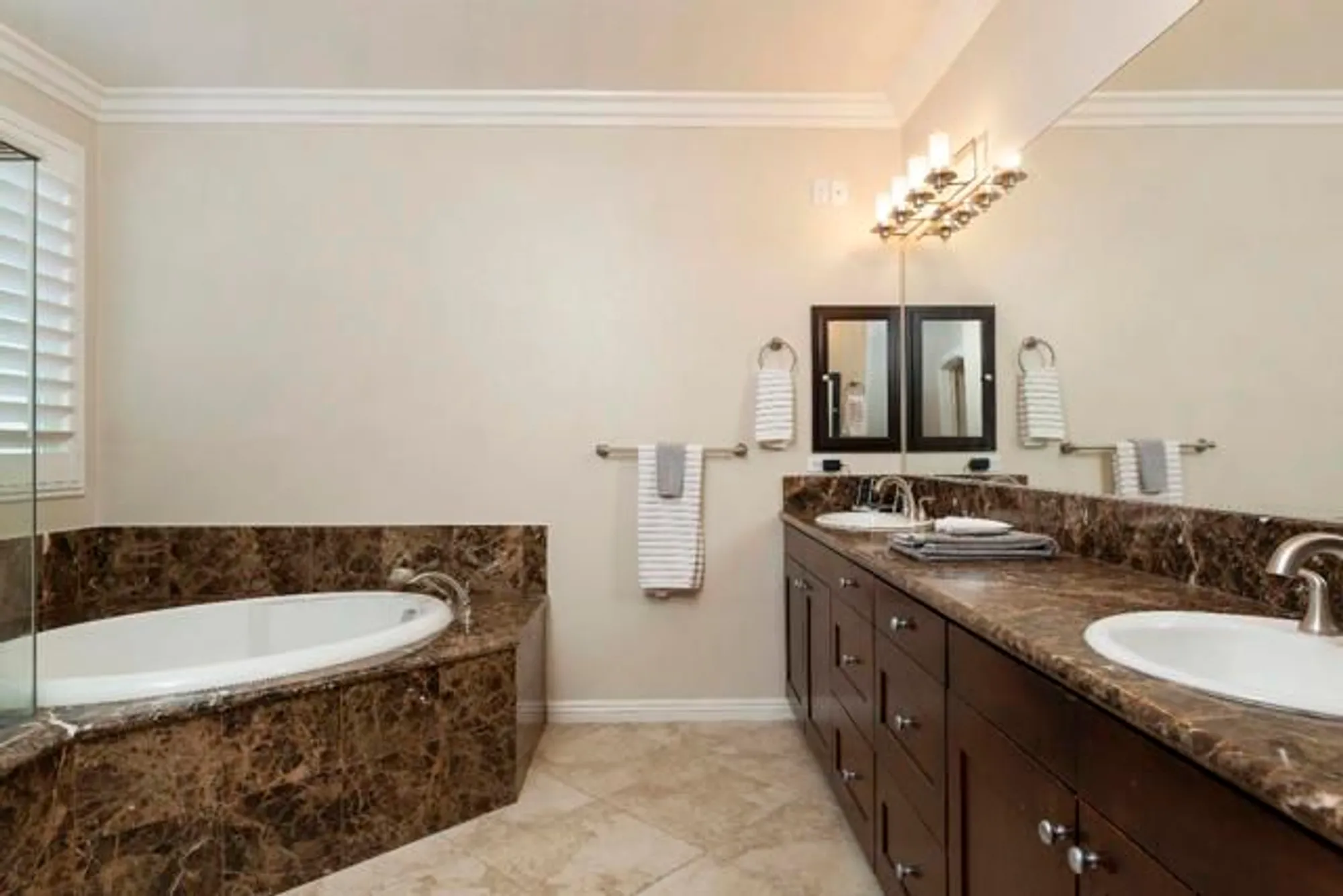 Property Slideshow image 36 of 54 | 1933 savanna way, Palm Springs, CA, 92262