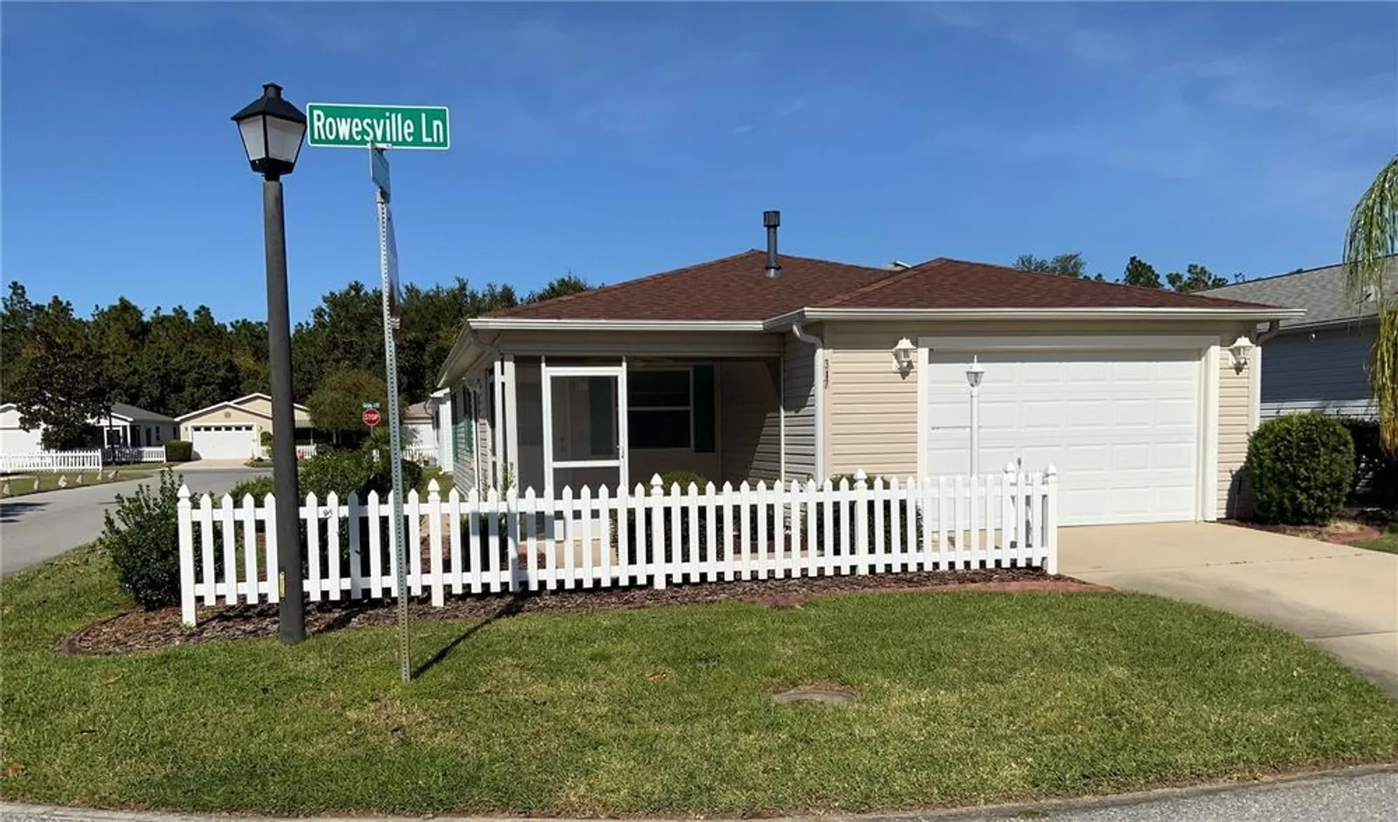 Property Slideshow image 2 of 16 | 317 rowesville ln, The Villages, FL, 32162