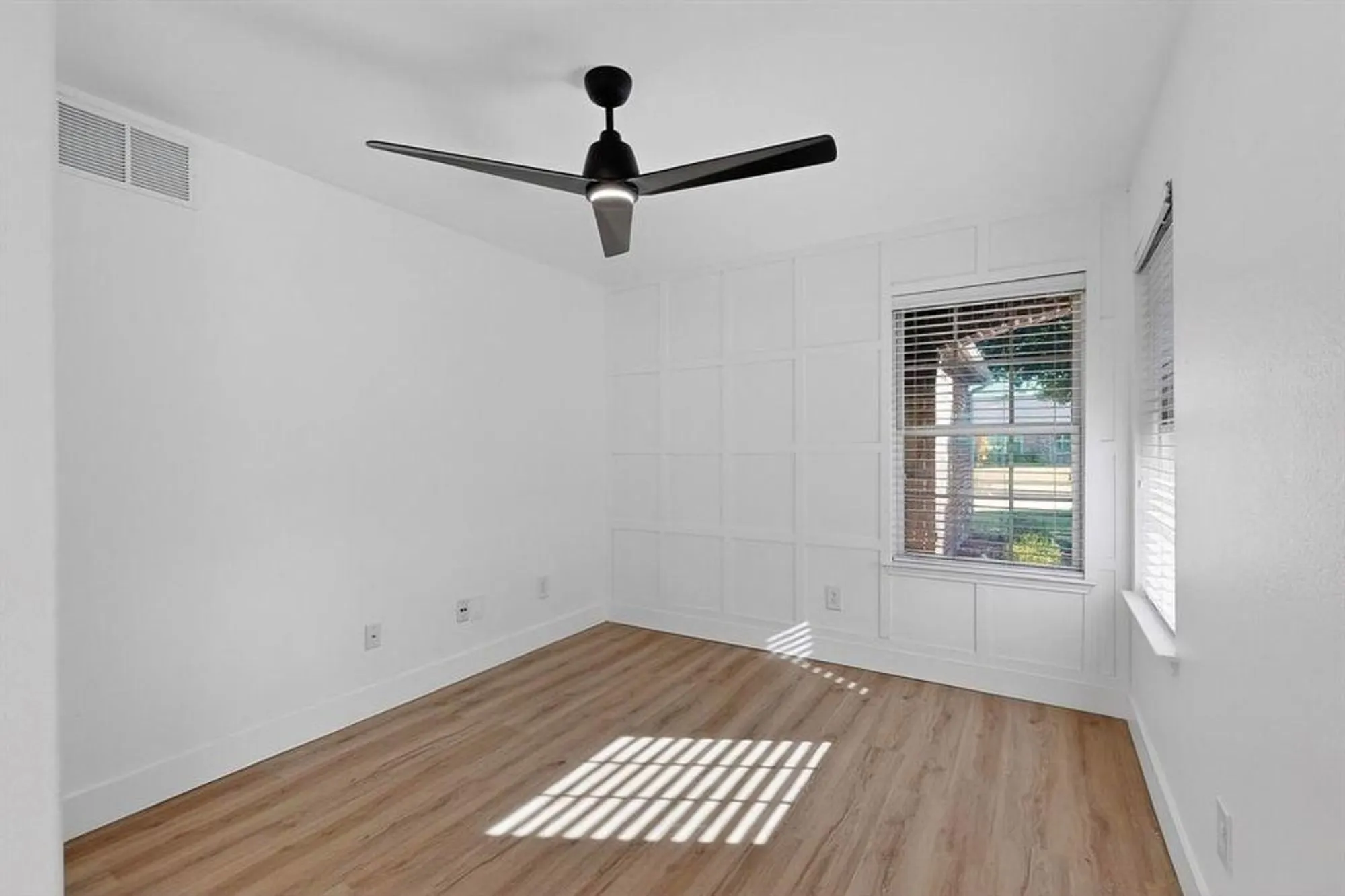 Property Slideshow image 12 of 33 | 1368 troon dr, Frisco, TX, 75036