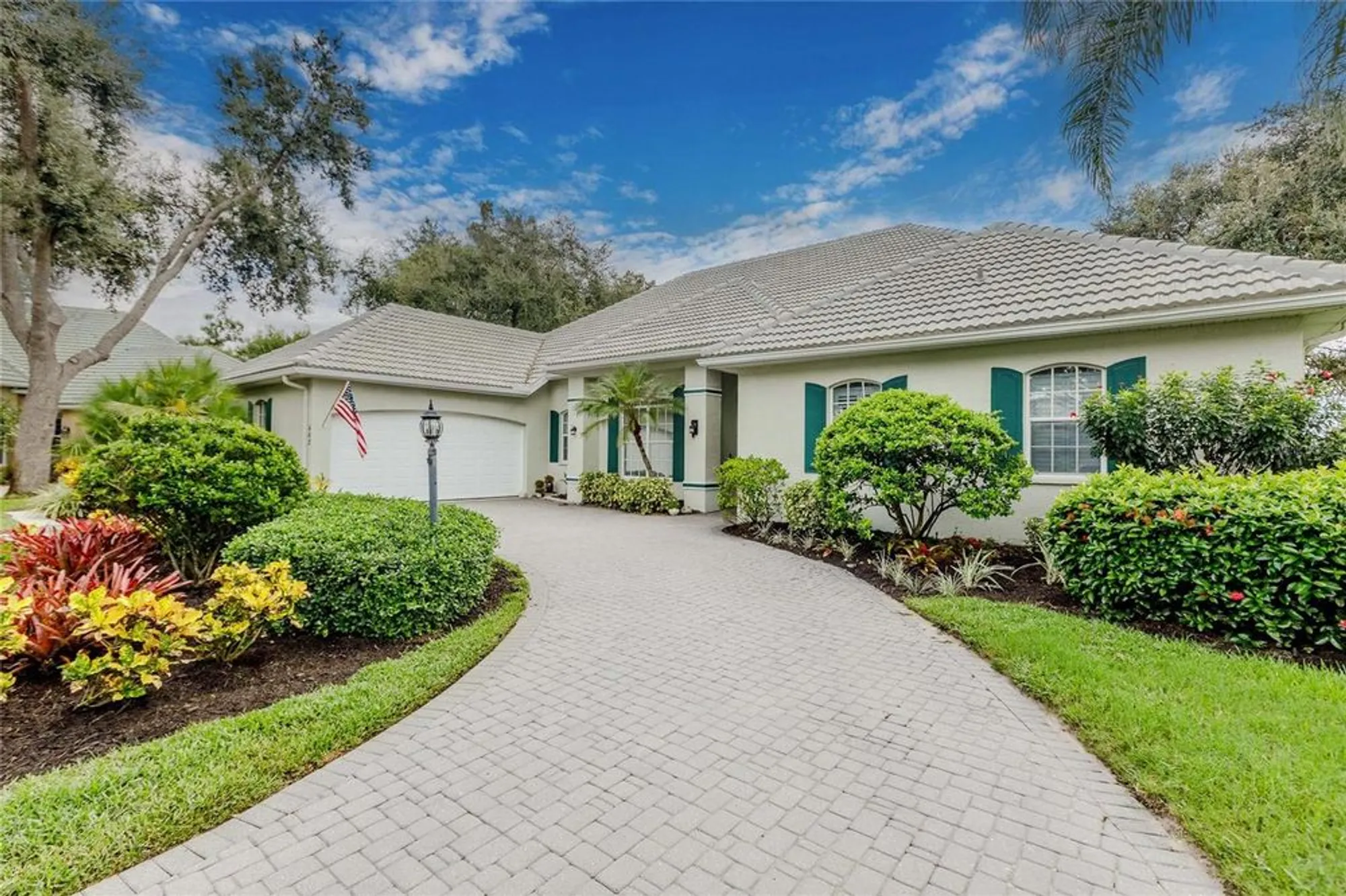 Property Slideshow image 5 of 84 | 442 tremingham way, Venice, FL, 34293