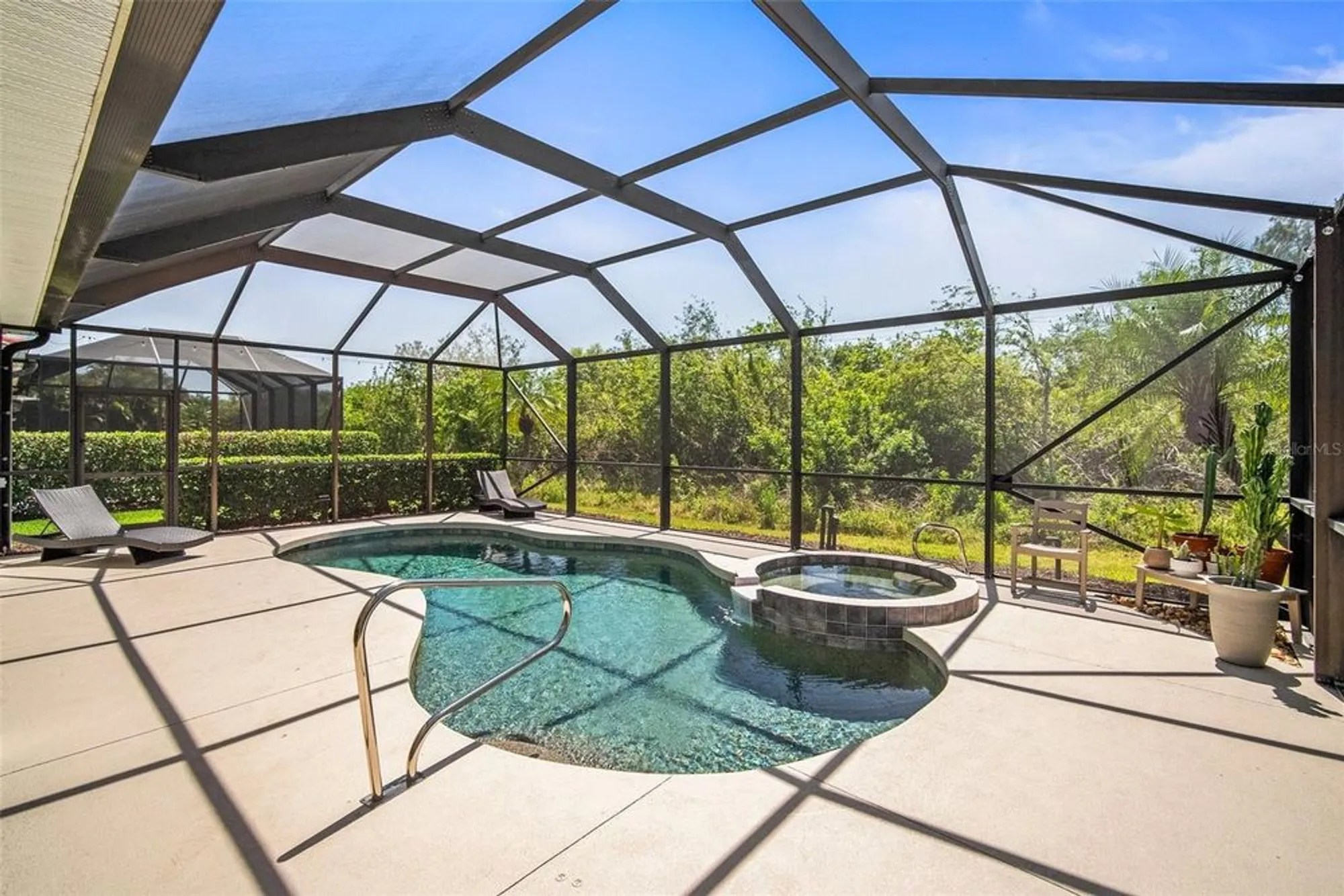 Property Slideshow image 34 of 52 | 358 river enclave ct, Bradenton, FL, 34212