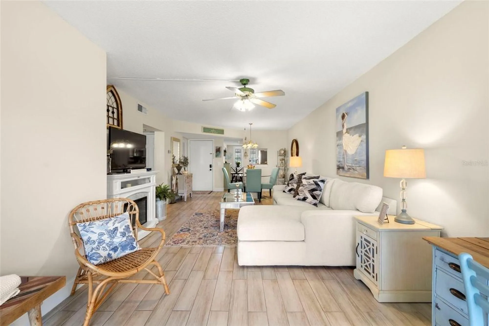 Property Slideshow image 7 of 56 | 1370 heather ridge blvd apt 105, Dunedin, FL, 34698