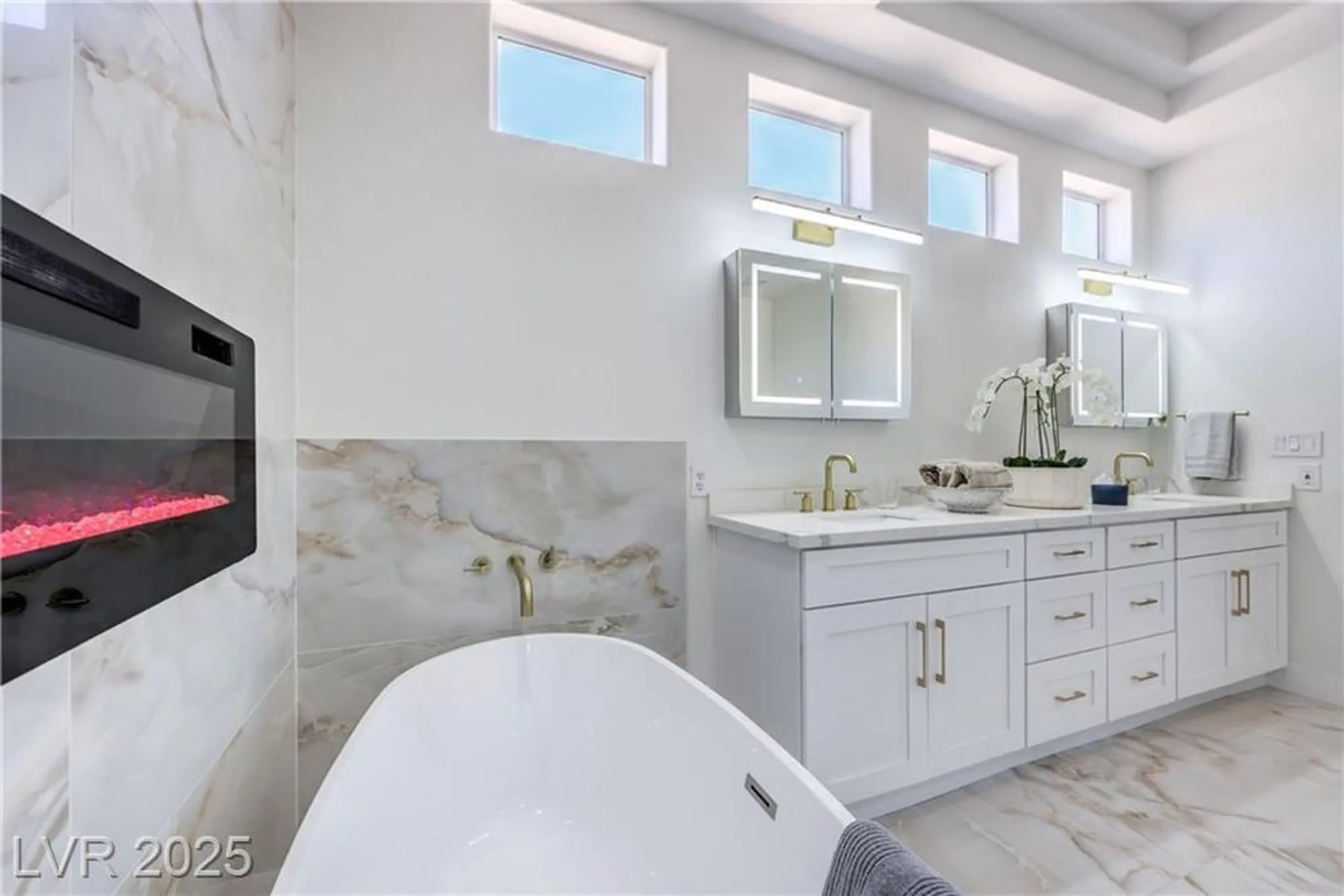 Property Slideshow image 20 of 34 | 3028 treesdale dr, Las Vegas, NV, 89134