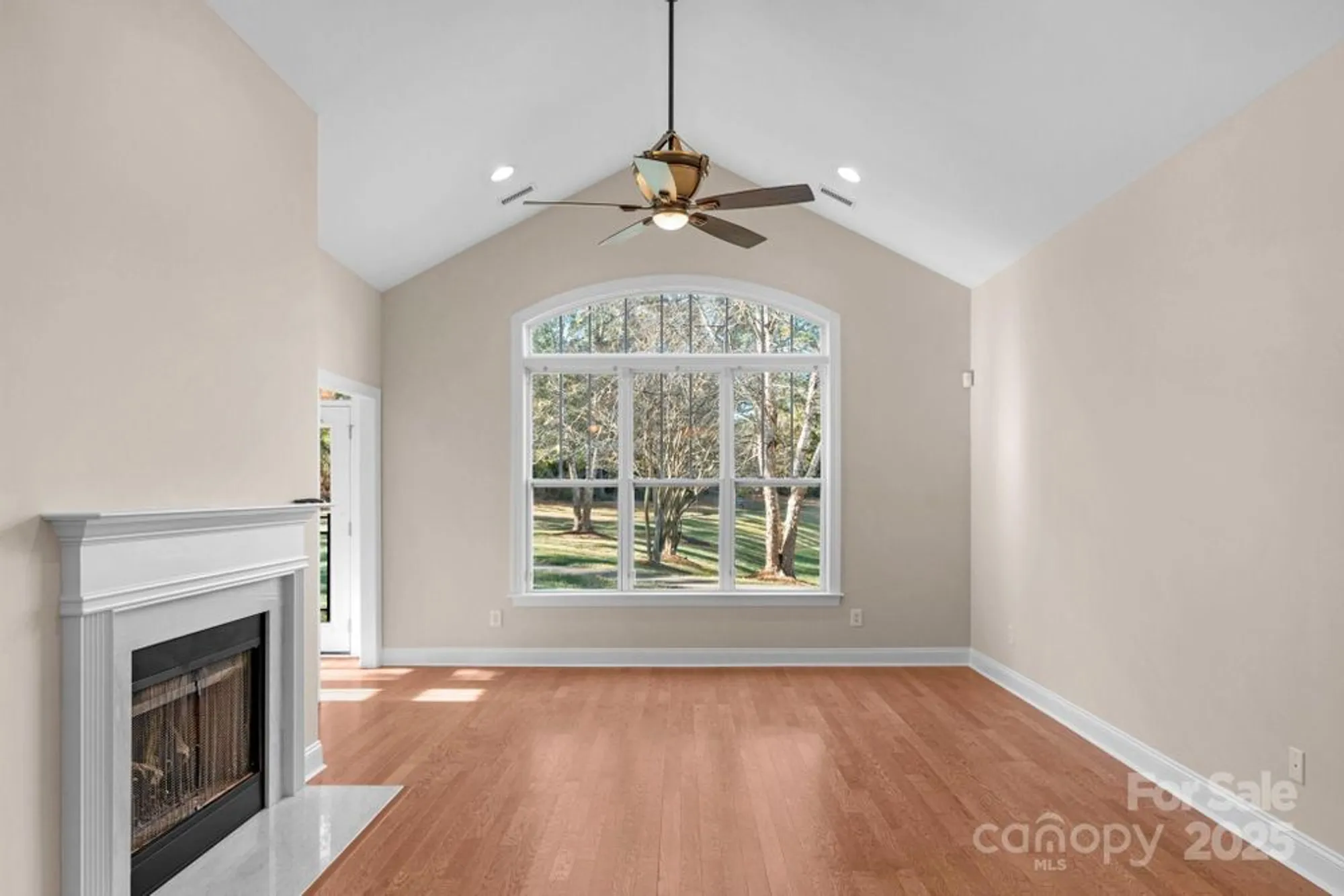 Property Slideshow image 11 of 43 | 3038 bellasera way, Matthews, NC, 28105