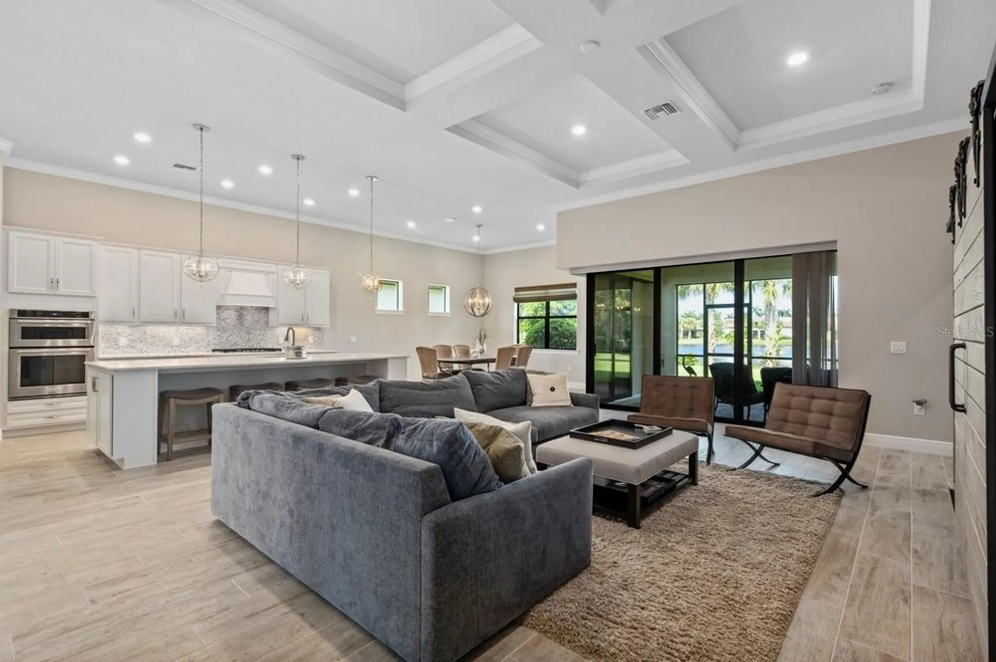 Property Slideshow image 12 of 61 | 5610 rain lily ct, Sarasota, FL, 34238