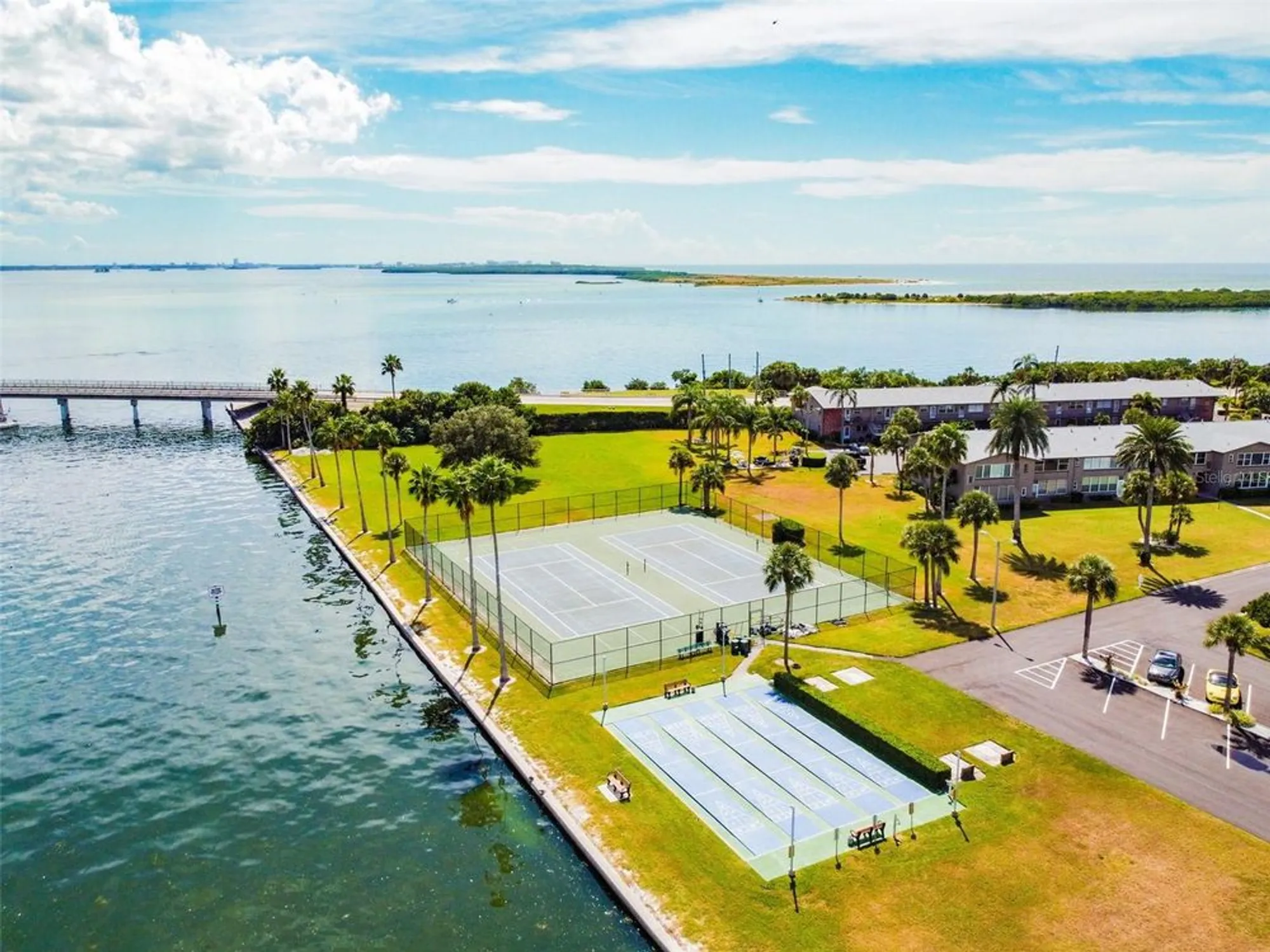 Property Slideshow image 42 of 59 | 8 glencoe pl 307, Dunedin, FL, 34698