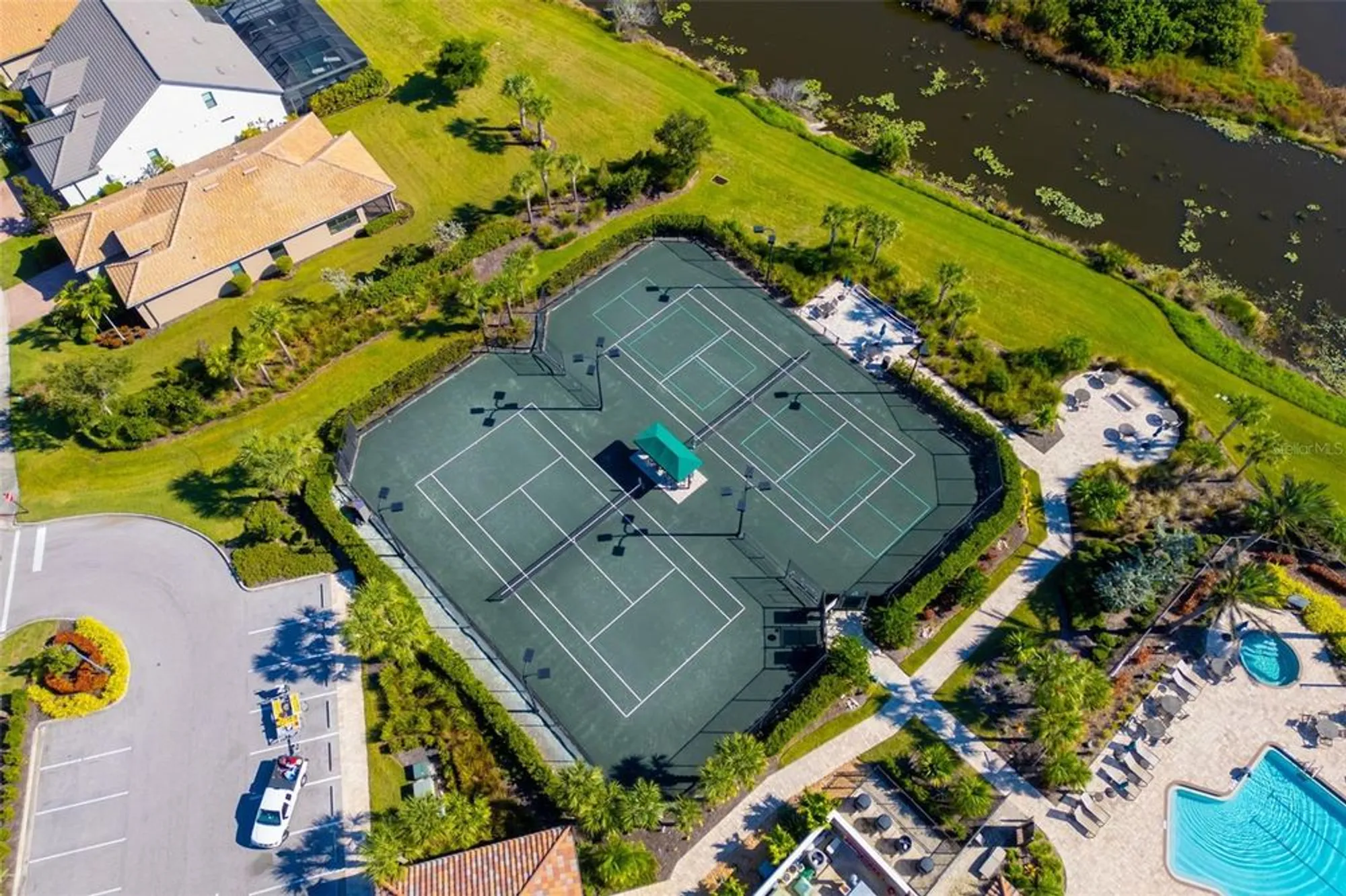 Property Slideshow image 75 of 83 | 11192 whimbrel ln, Sarasota, FL, 34238