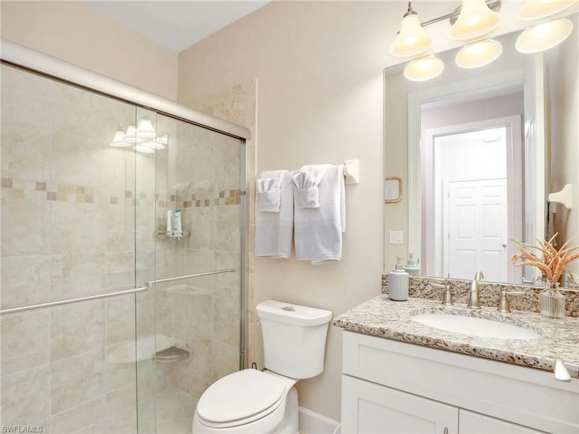 Property Slideshow image 17 of 33 | 10231 glastonbury cir 102, Fort Myers, FL, 33913