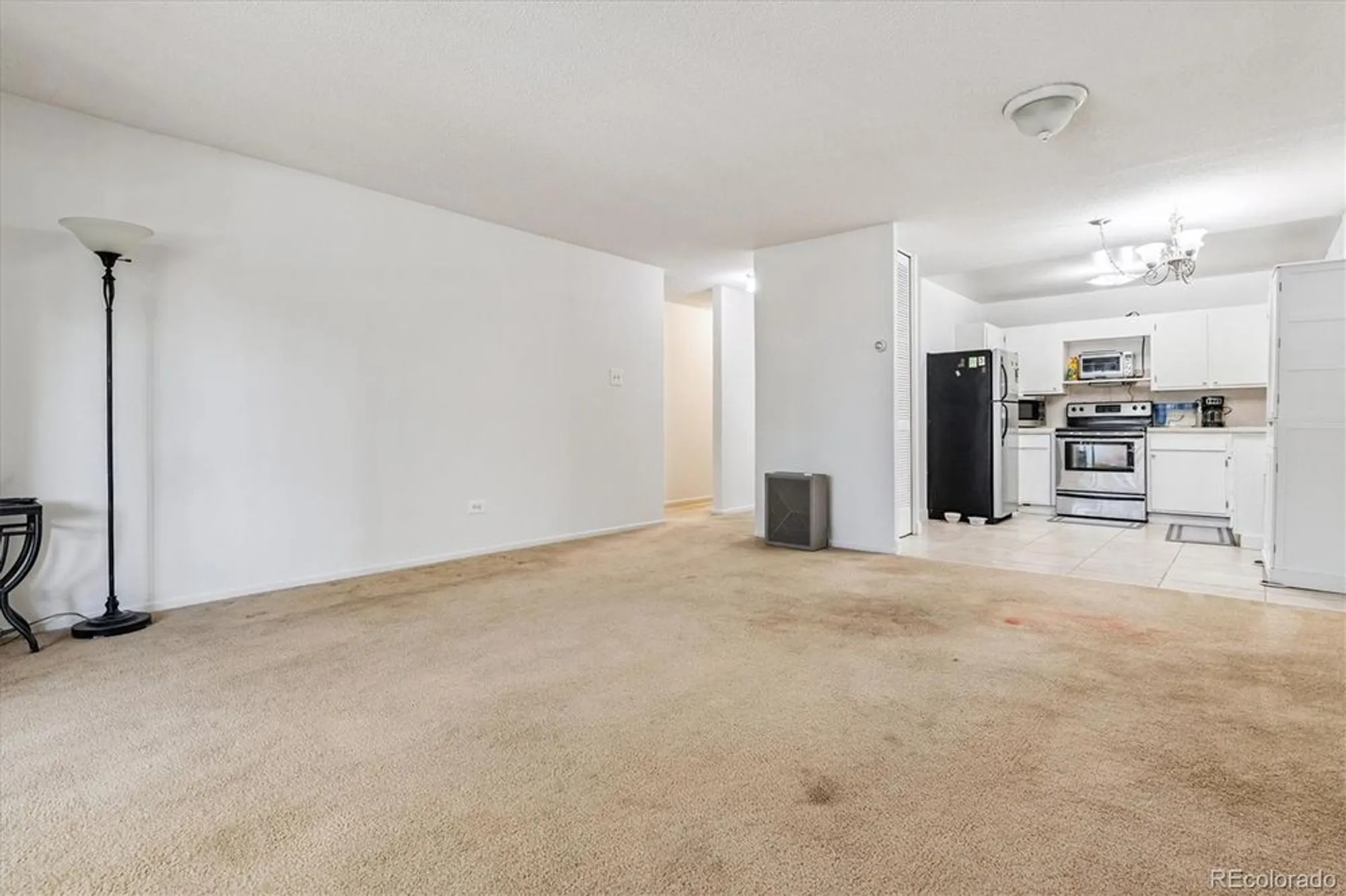 Property Slideshow image 9 of 48 | 610 s clinton st 11c, Denver, CO, 80247