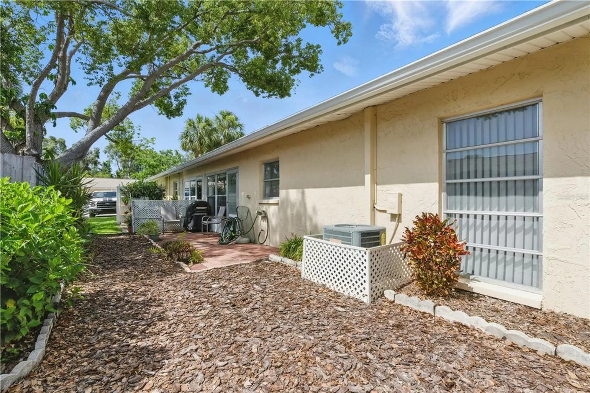 Property Slideshow image 22 of 36 | 858 cambridge ct # 858, Dunedin, FL, 34698