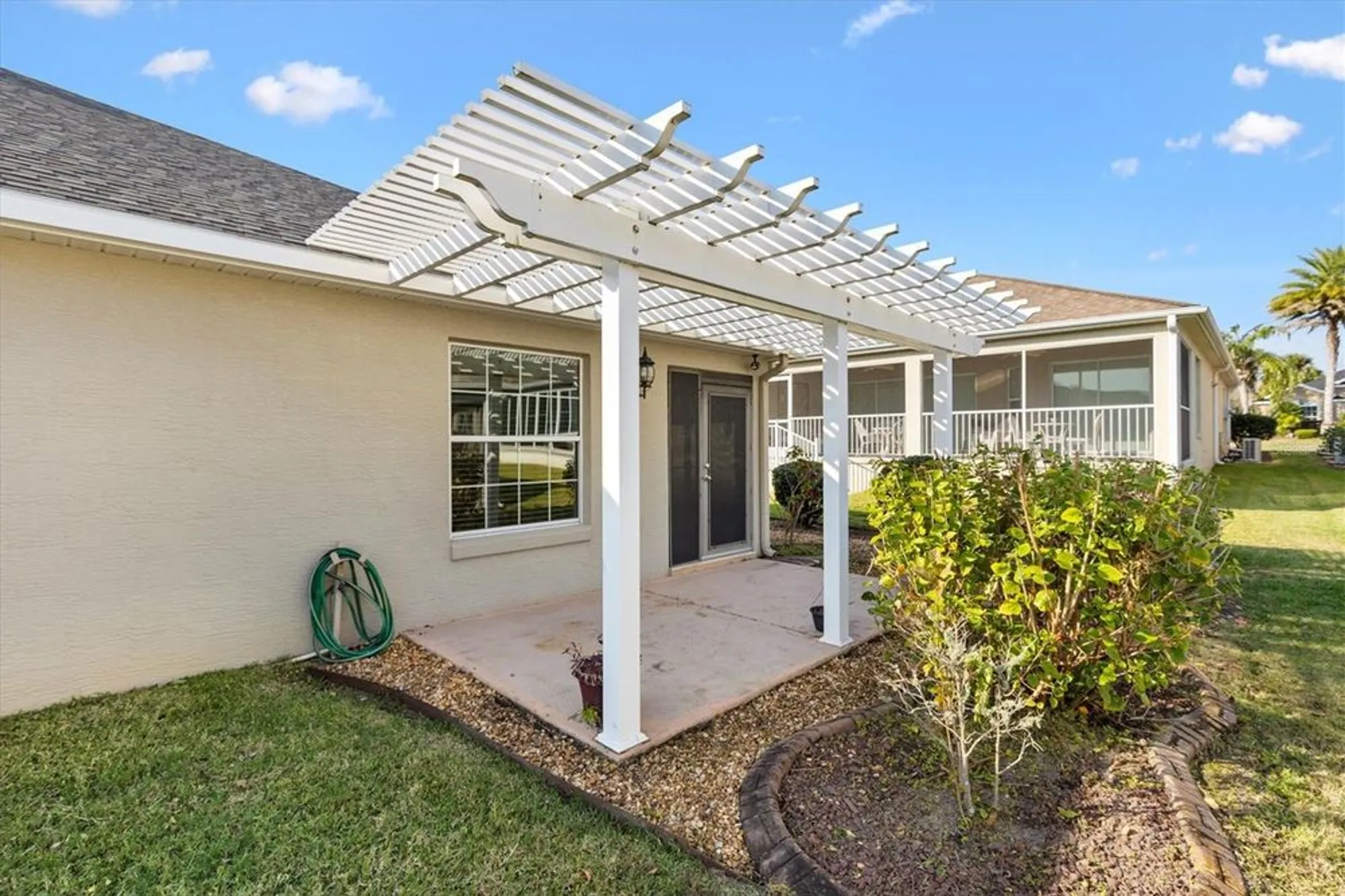 Property Slideshow image 33 of 35 | 933 folkstone way, The Villages, FL, 32162