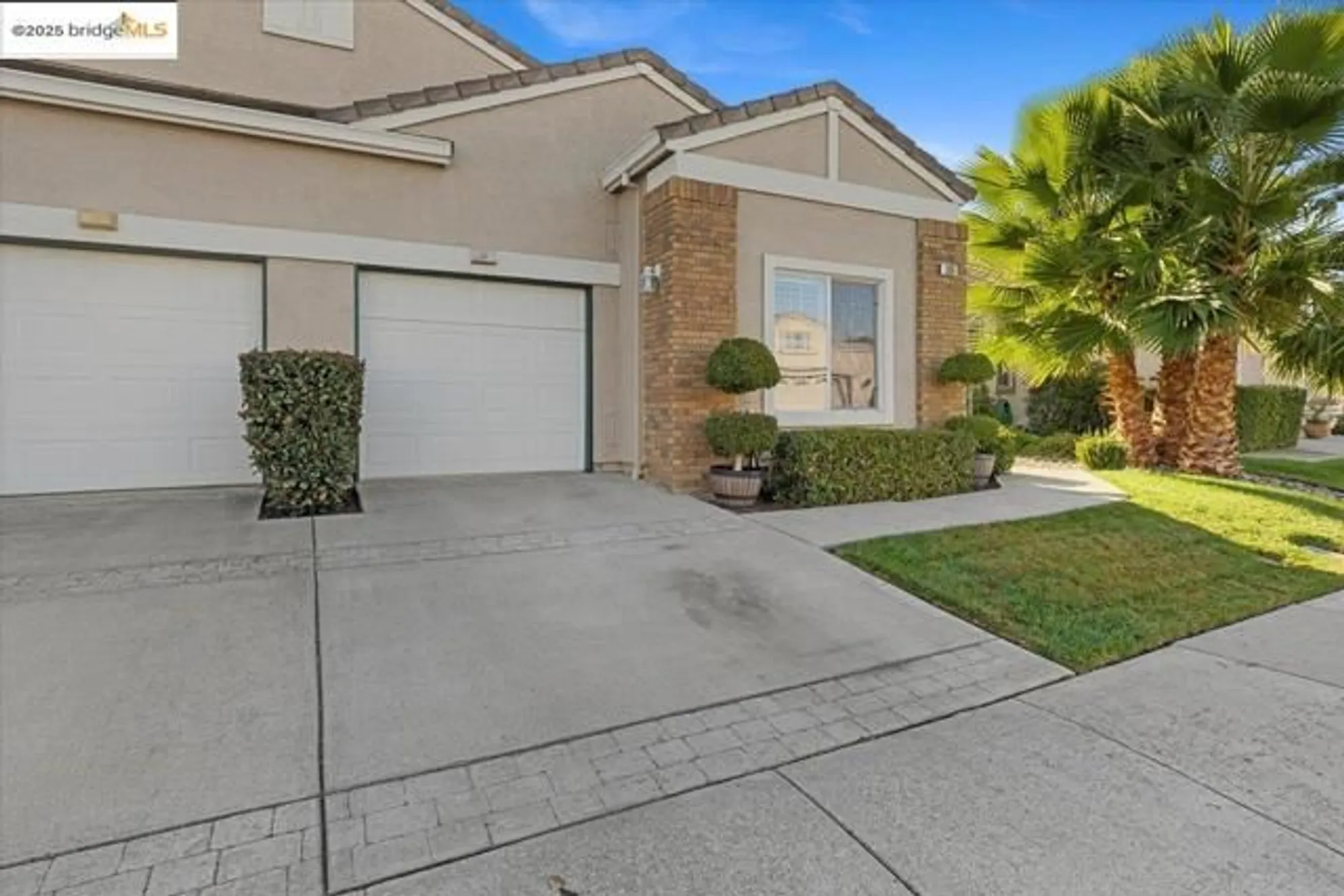 Property Slideshow image 3 of 43 | 308 upton pyne dr, Brentwood, CA, 94513