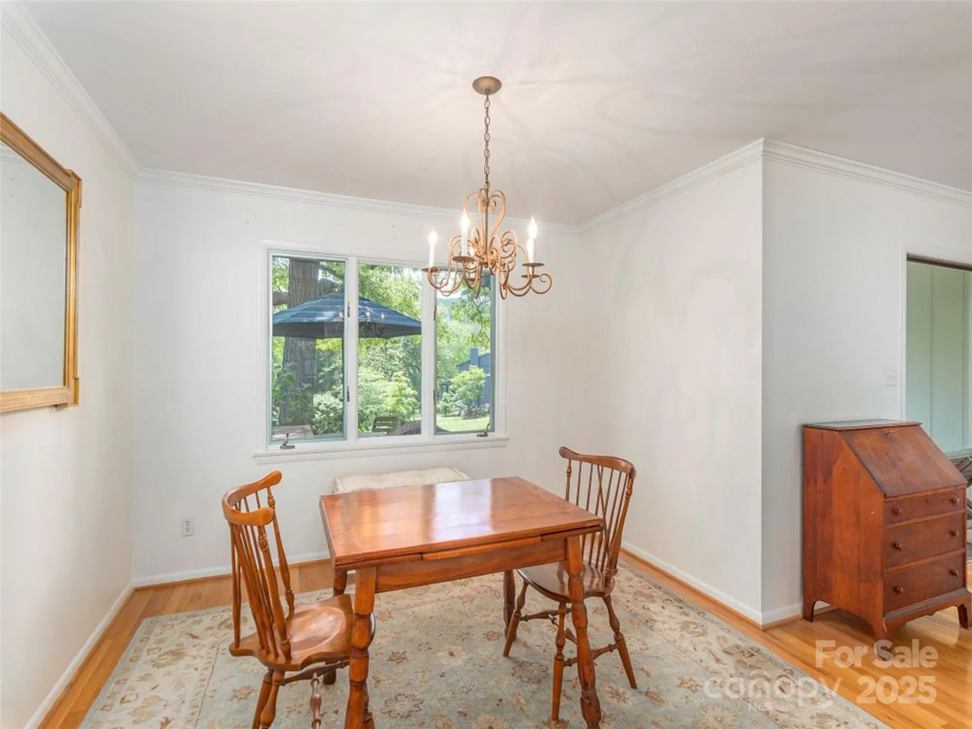 Property Slideshow image 7 of 25 | 208 crowfields dr, Asheville, NC, 28803