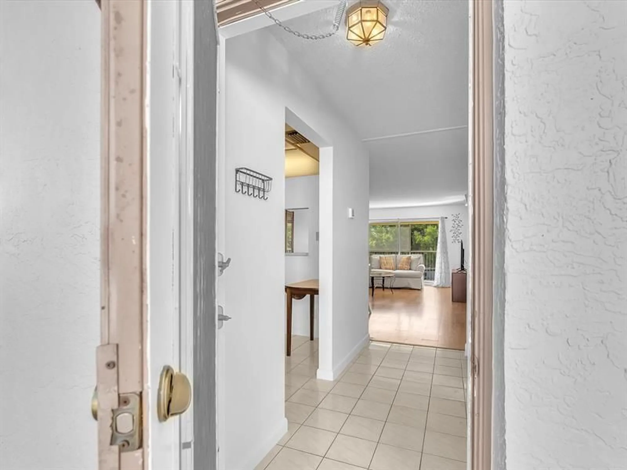 Property Slideshow image 7 of 29 | 6870 royal palm blvd 310m, Margate, FL, 33063