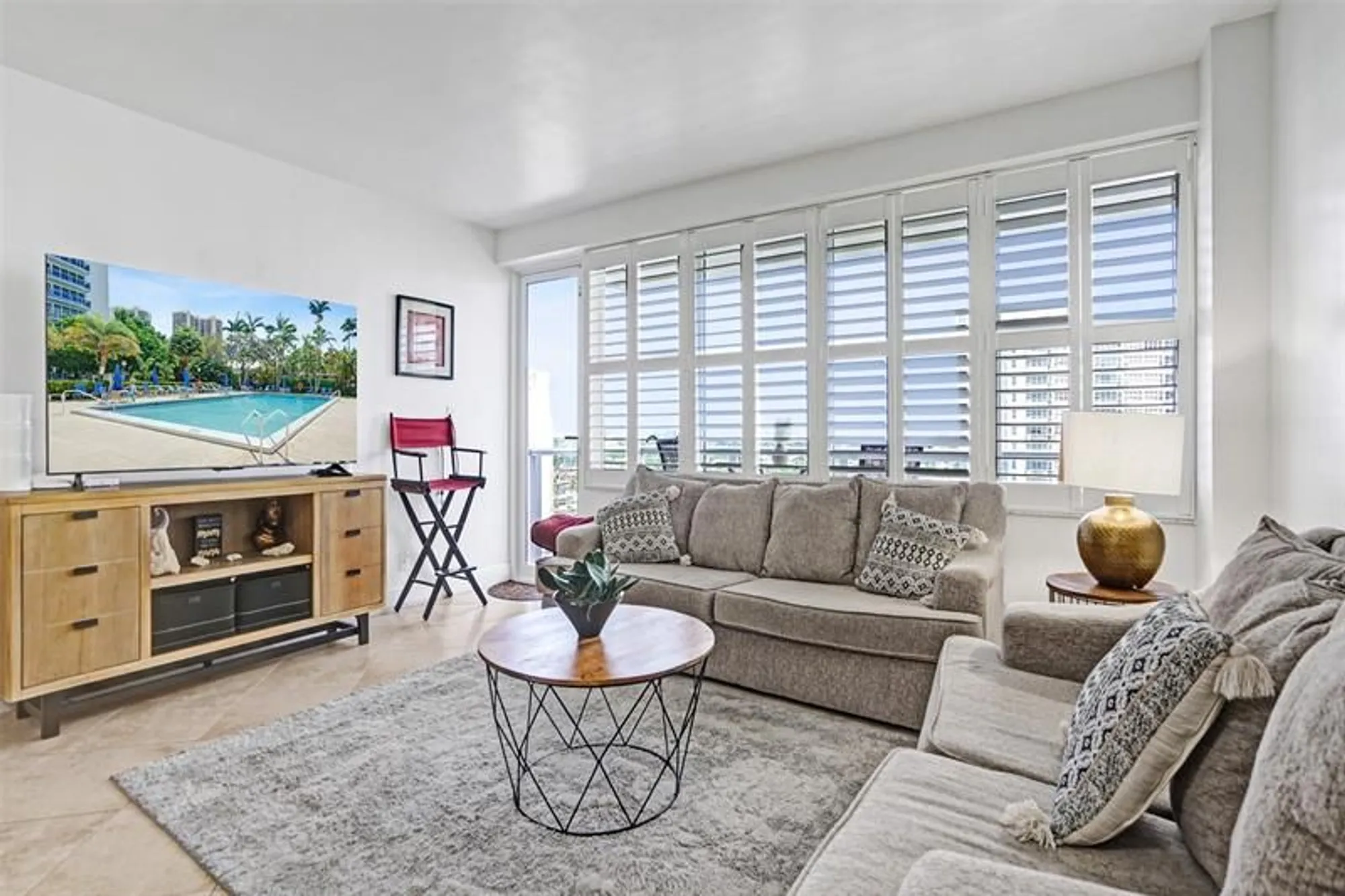 Property Slideshow image 5 of 50 | 3333 ne 34th st 1006, Fort Lauderdale, FL, 33308