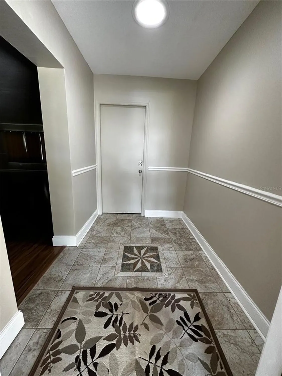 Property Slideshow image 3 of 12 | 405 gladstone pl, Sun City Center, FL, 33573