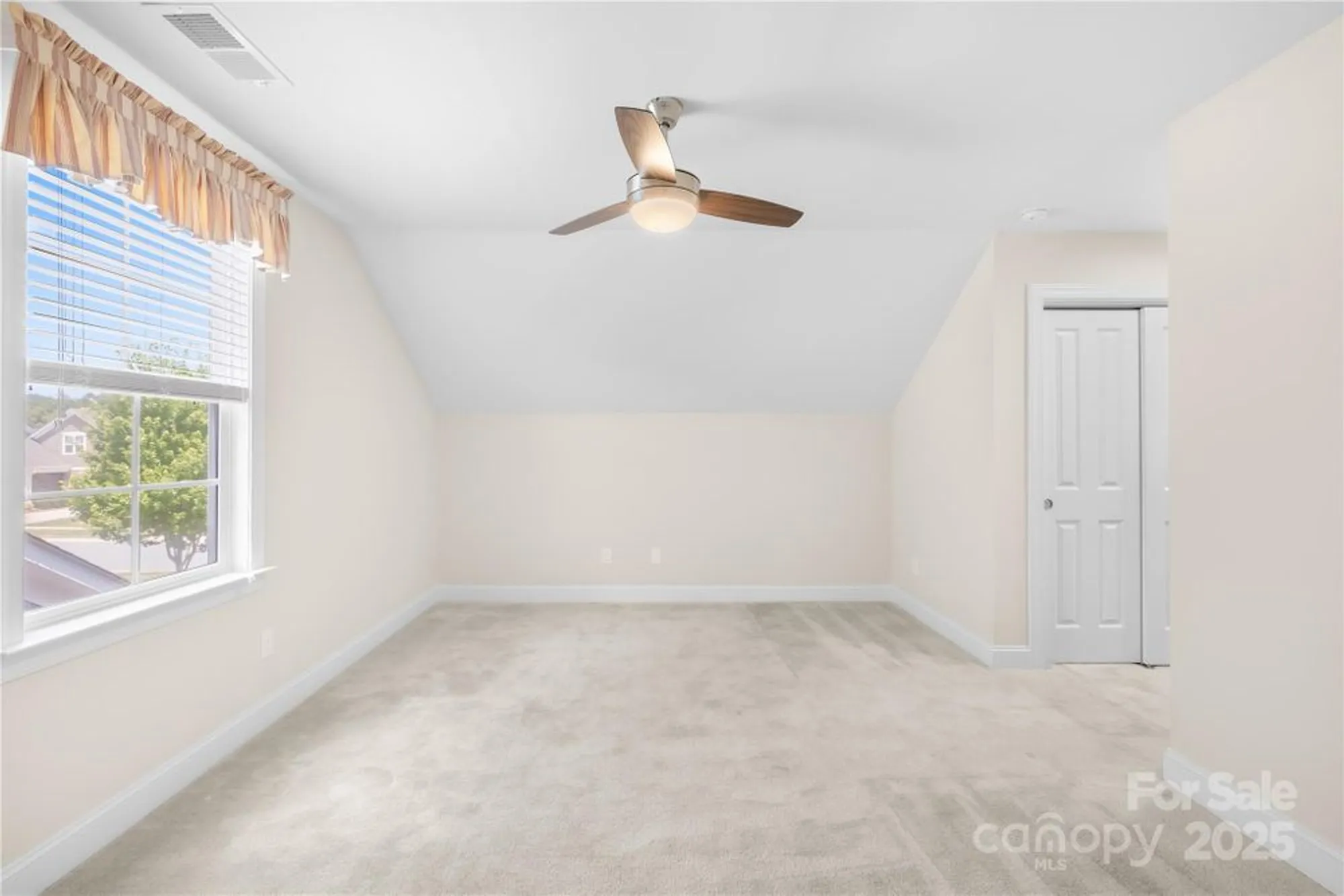 Property Slideshow image 36 of 47 | 135 valleymist ln, Mooresville, NC, 28117