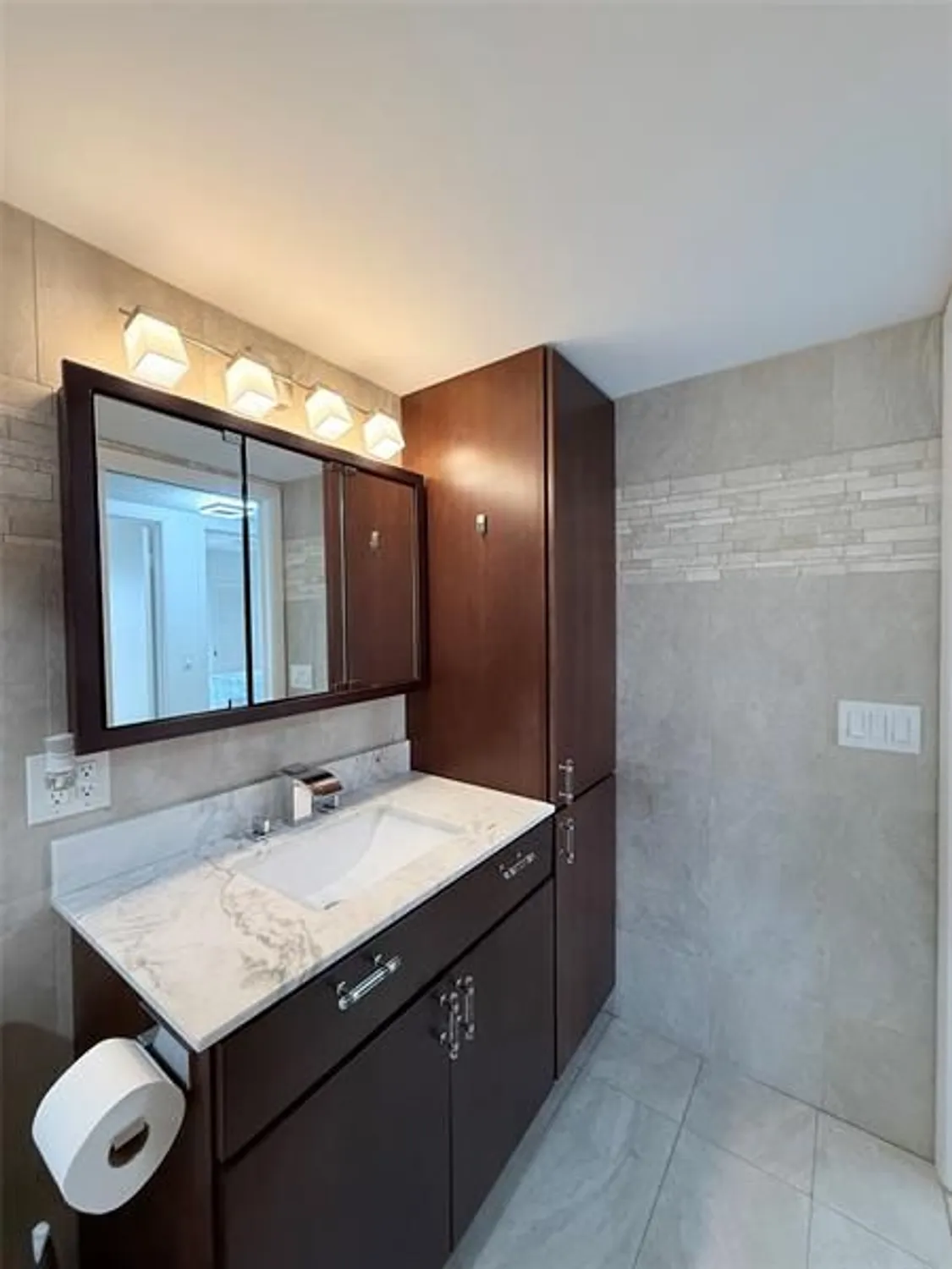 Property Slideshow image 22 of 52 | 424 richmond c # 424, Deerfield Beach, FL, 33442