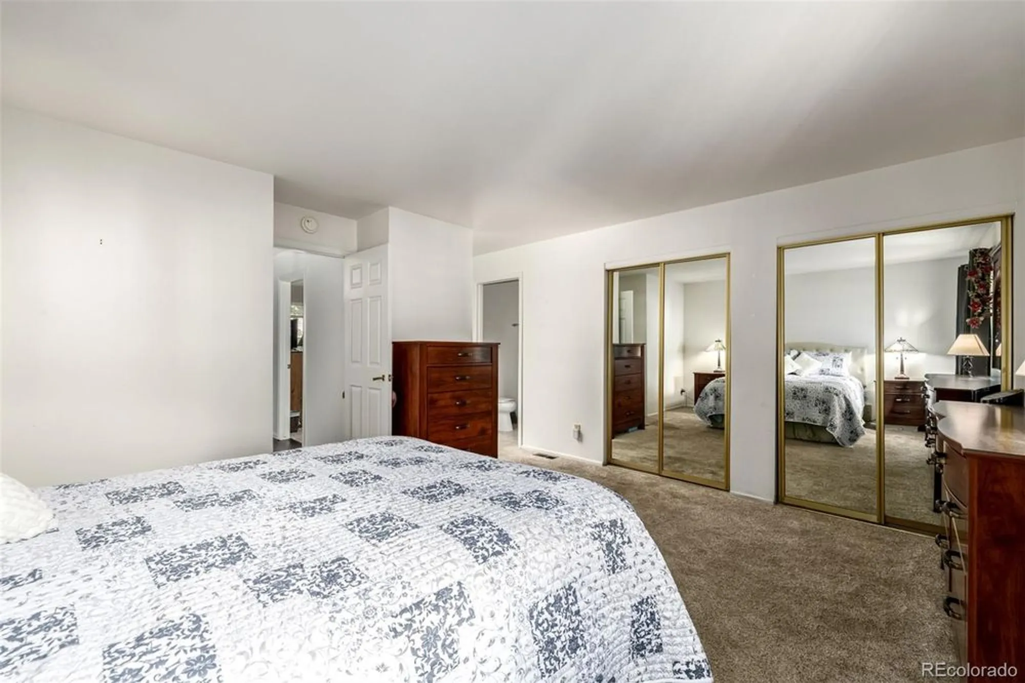 Property Slideshow image 15 of 47 | 13787 e marina dr b, Aurora, CO, 80014